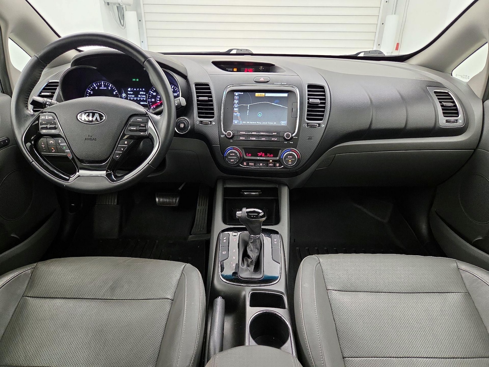 Apple CarPlay® & Android Auto™