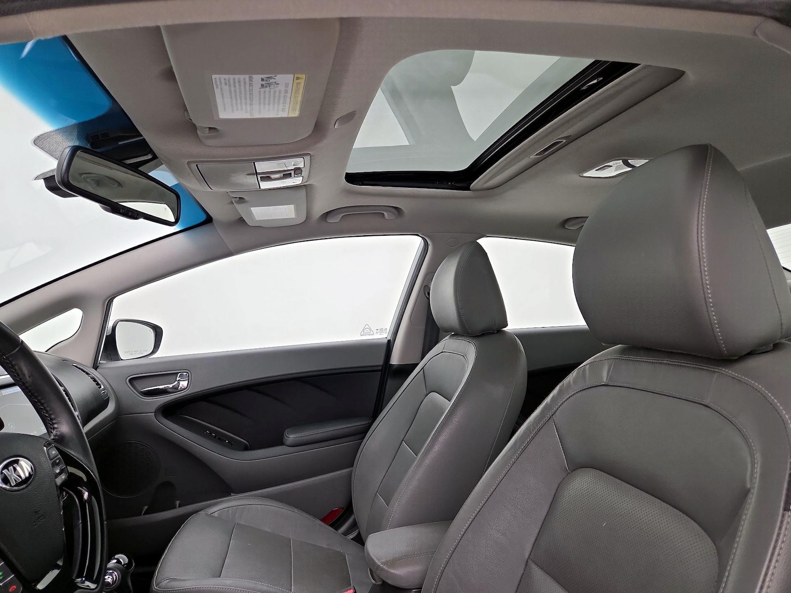 Sunroof(s) & Overhead Airbags