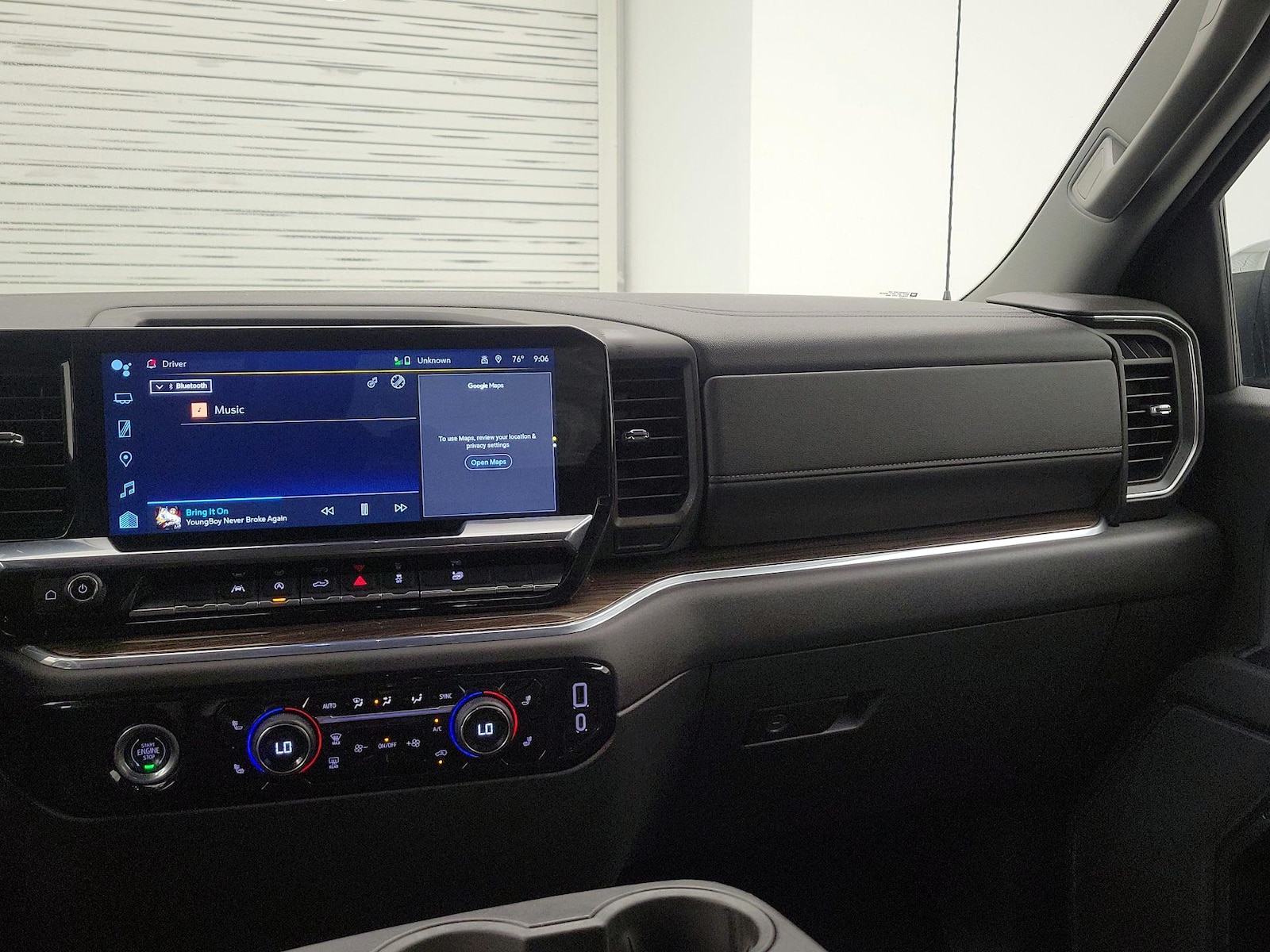 2024 Chevrolet Silverado 1500 LT - Photo 10