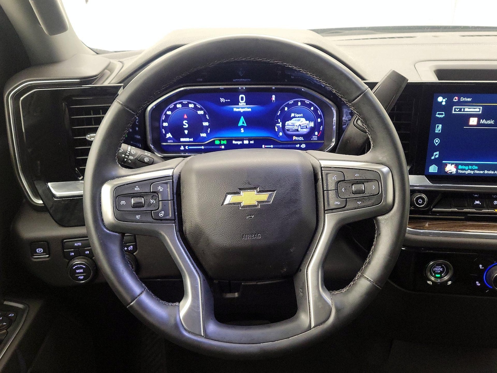 2024 Chevrolet Silverado 1500 LT - Photo 11