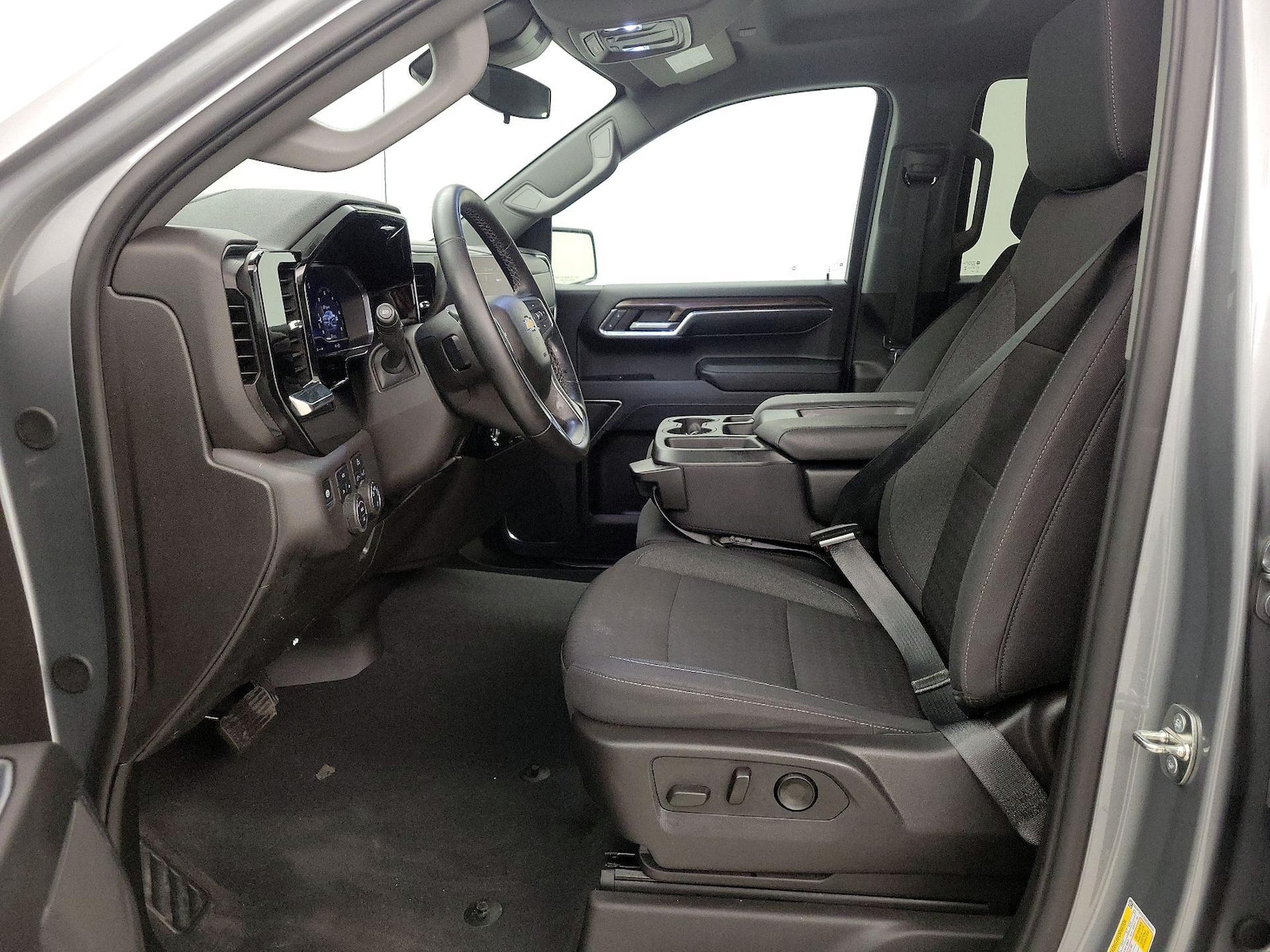 2024 Chevrolet Silverado 1500 LT - Photo 12