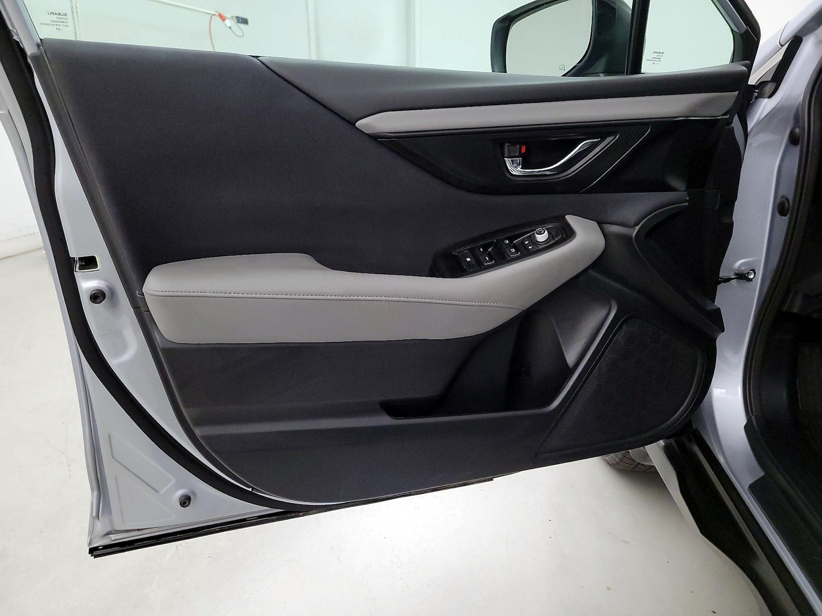 2025 Subaru Outback Premium - Photo 12