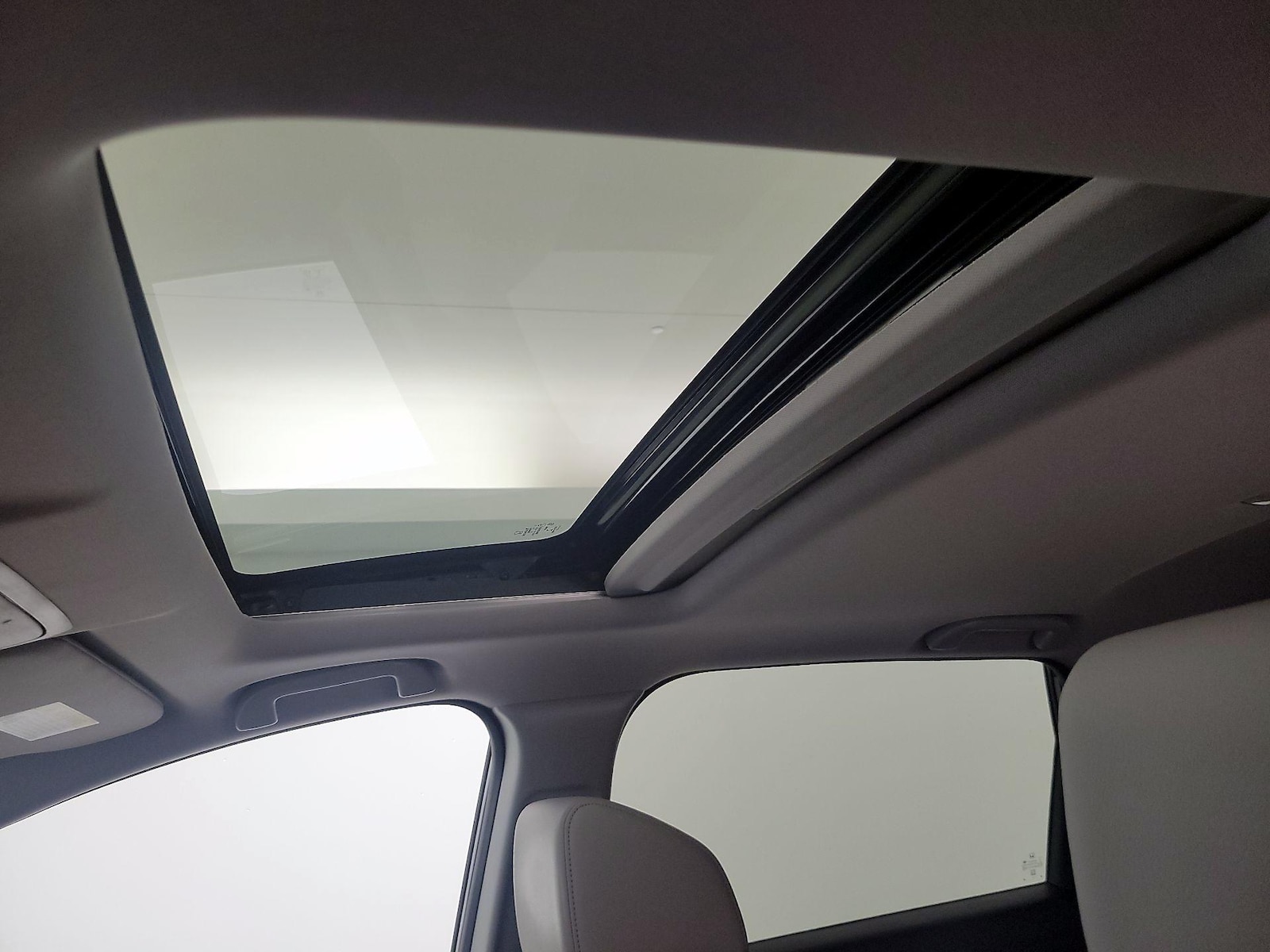 2021 Honda CR-V Touring - Photo 21