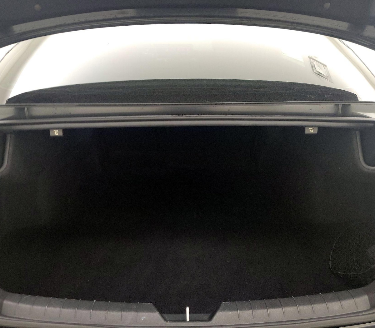 Trunk/Cargo (Seats Up)