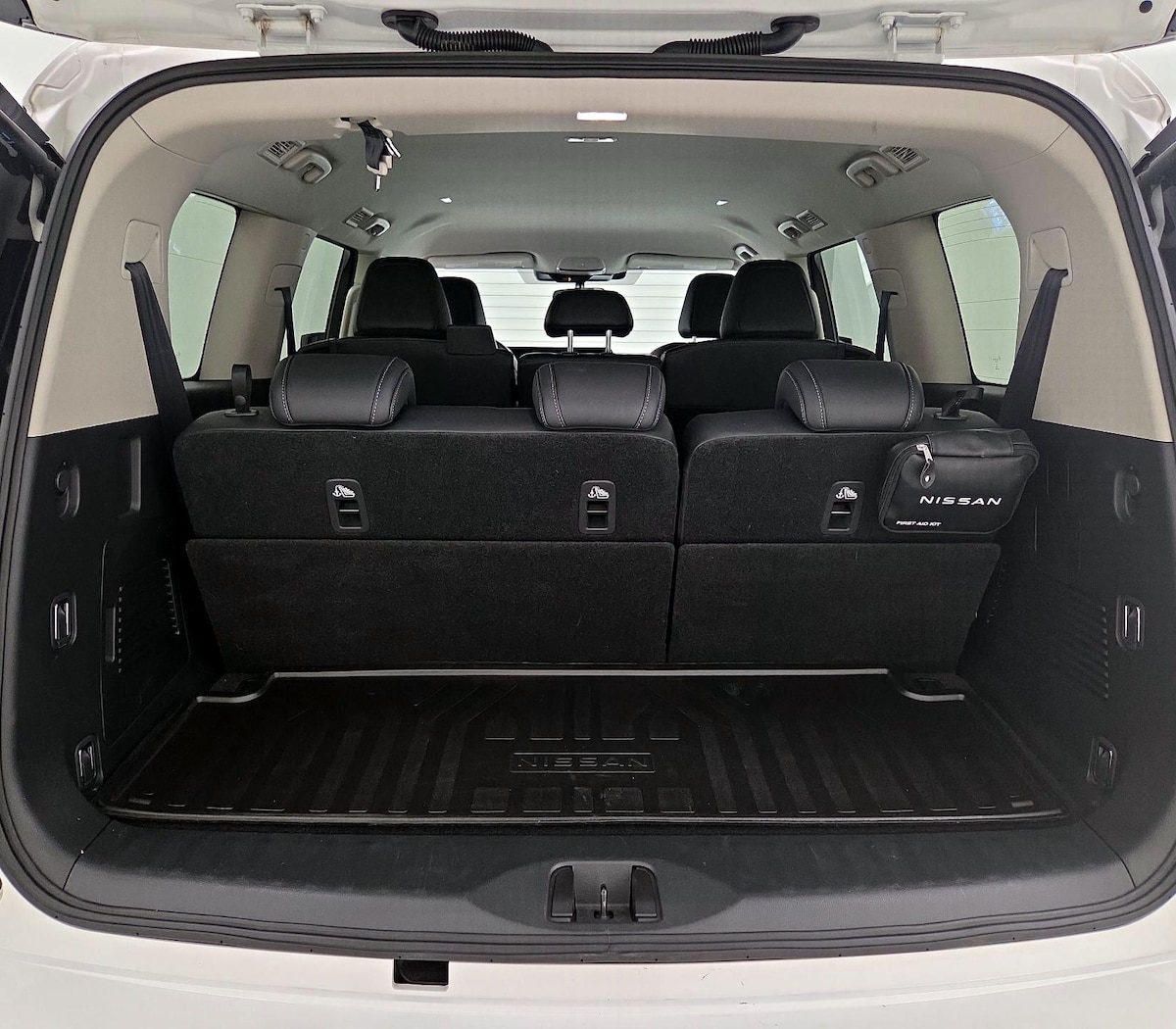 Trunk/Cargo (Seats Up)