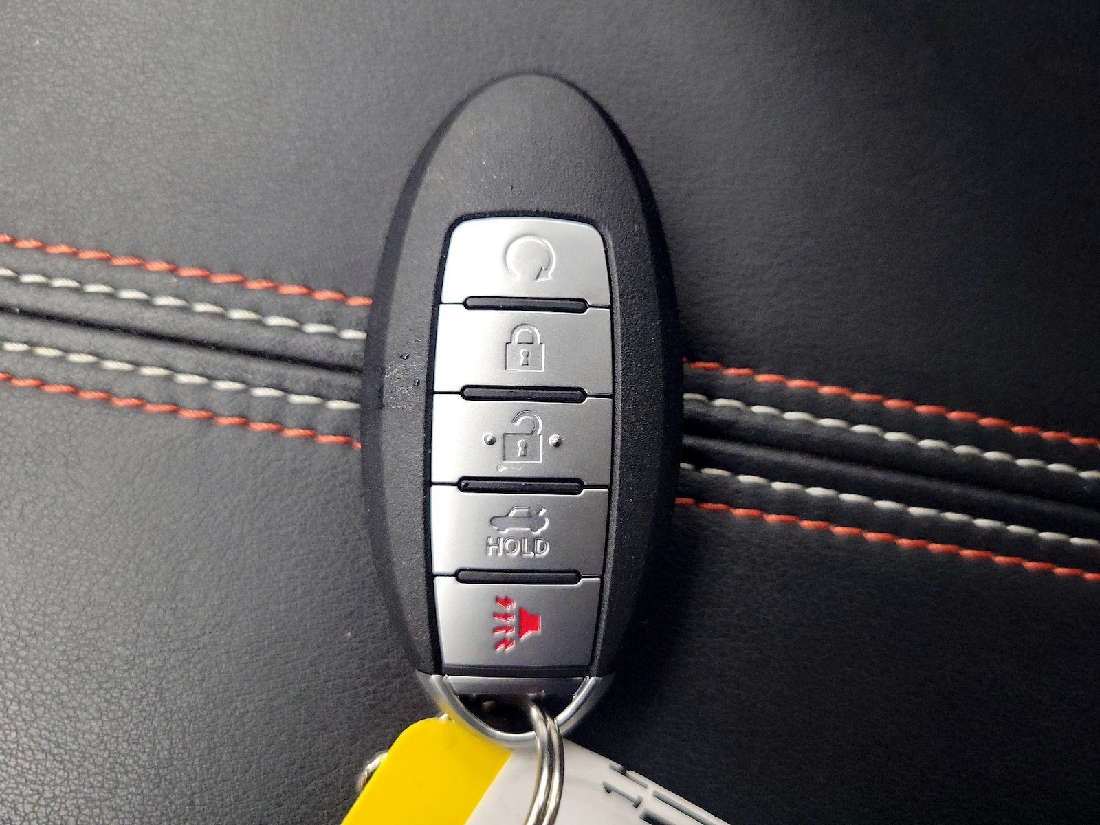 2025 Nissan Altima SR - Photo 24