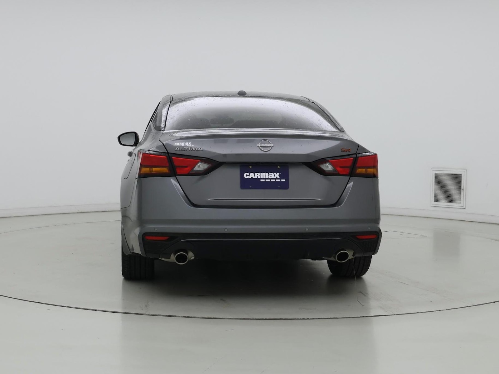 2025 Nissan Altima SR - Photo 7