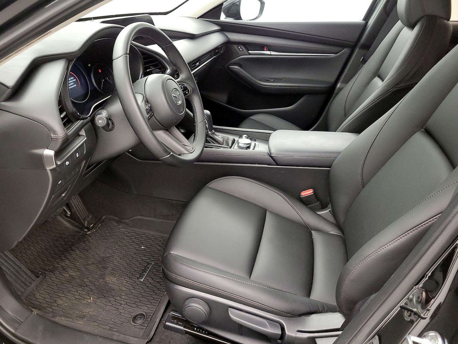 Side Airbags & Leatherette Seats