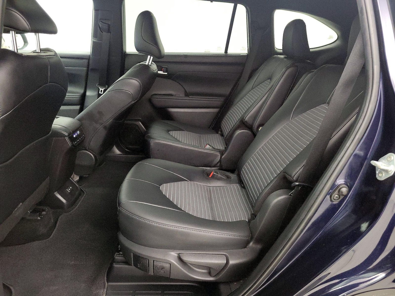 Rear Air Conditioning