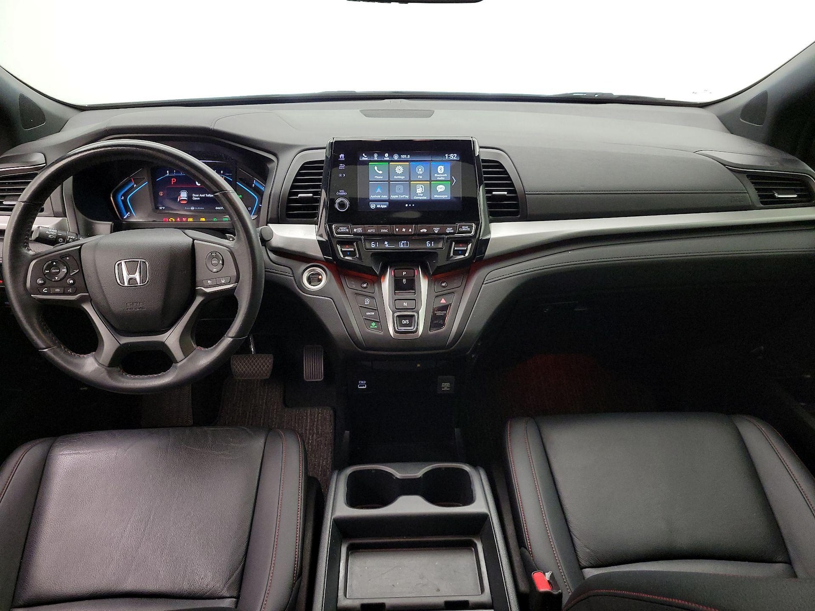 Apple CarPlay® & Android Auto™
