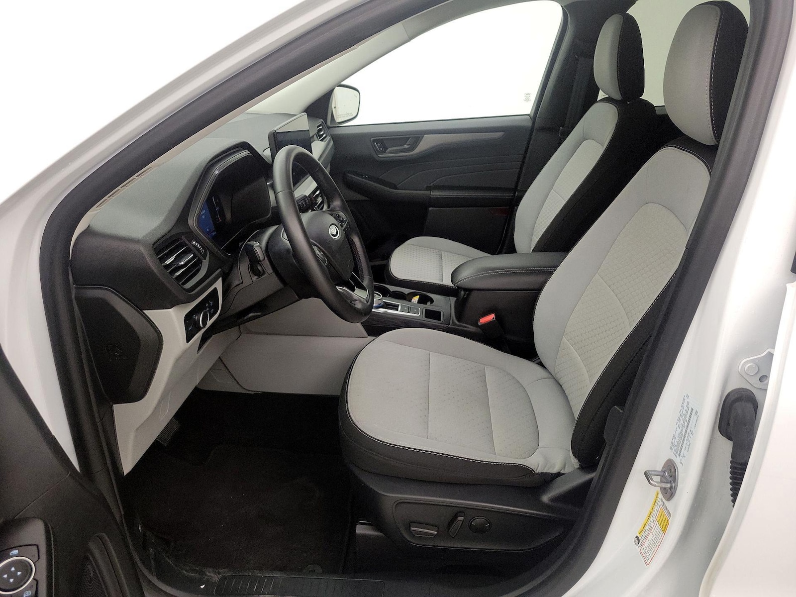 Power Seat(s) & Side Airbags
