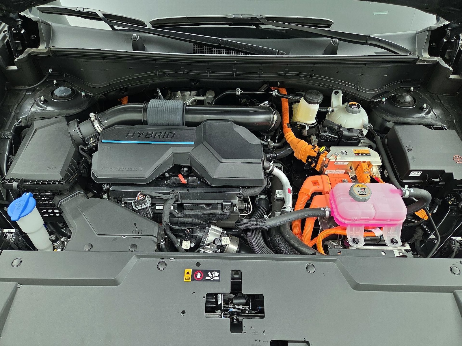2025 Hyundai Santa Fe Limited - Photo 26