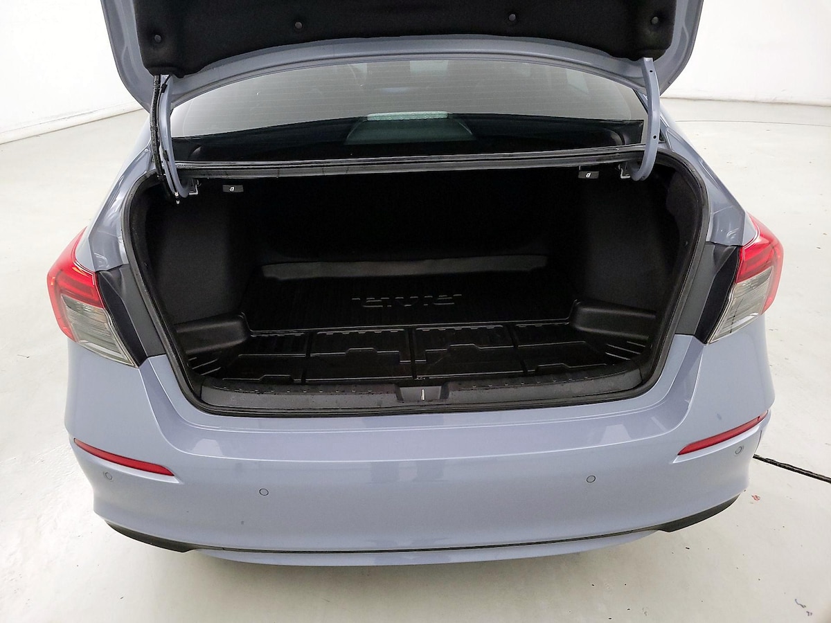 Trunk/Cargo (Seats Up)