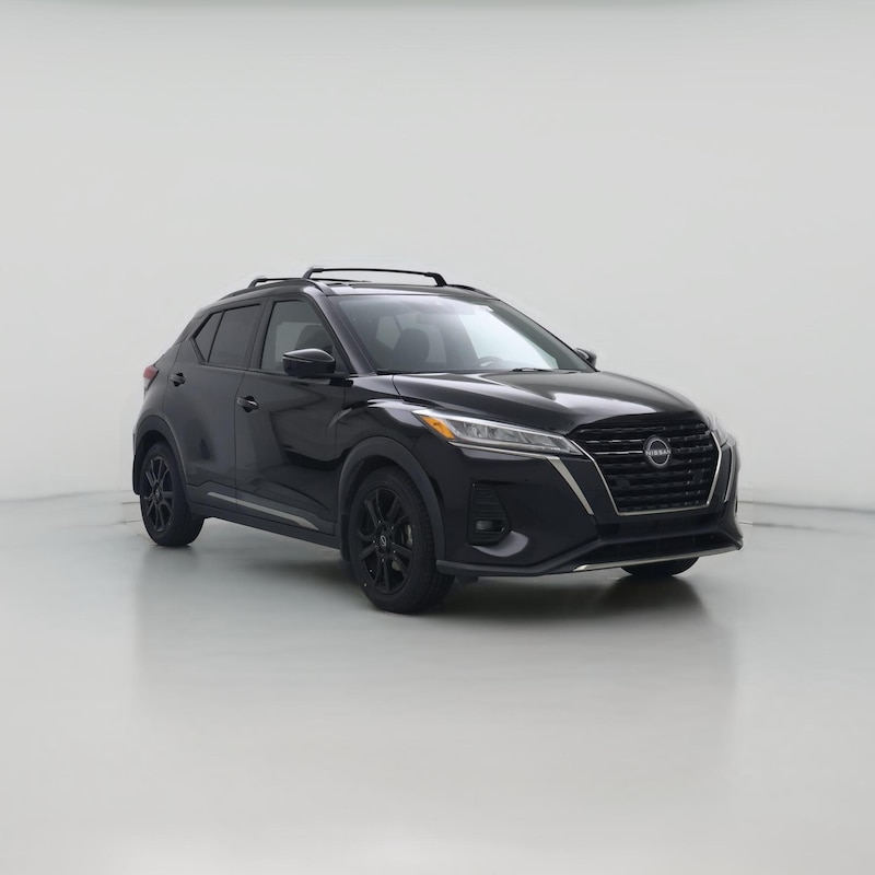 2022 Nissan Kicks SR