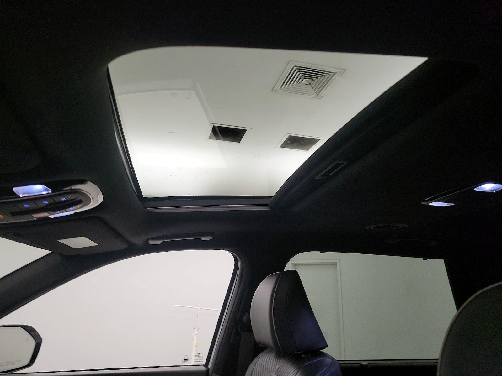 Sunroof(s) & Skylight(s)
