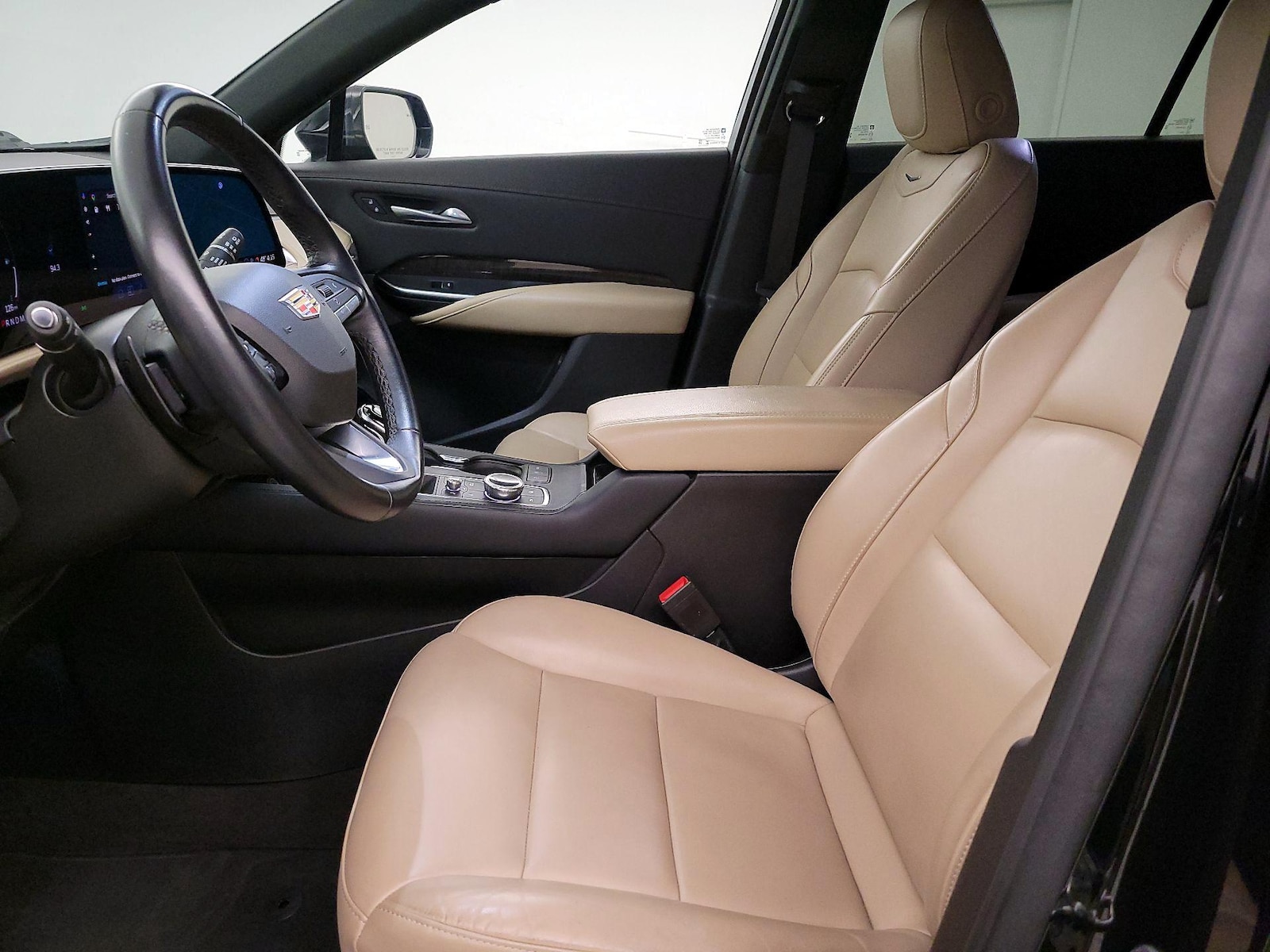 Power Seat(s) & Leather Seats