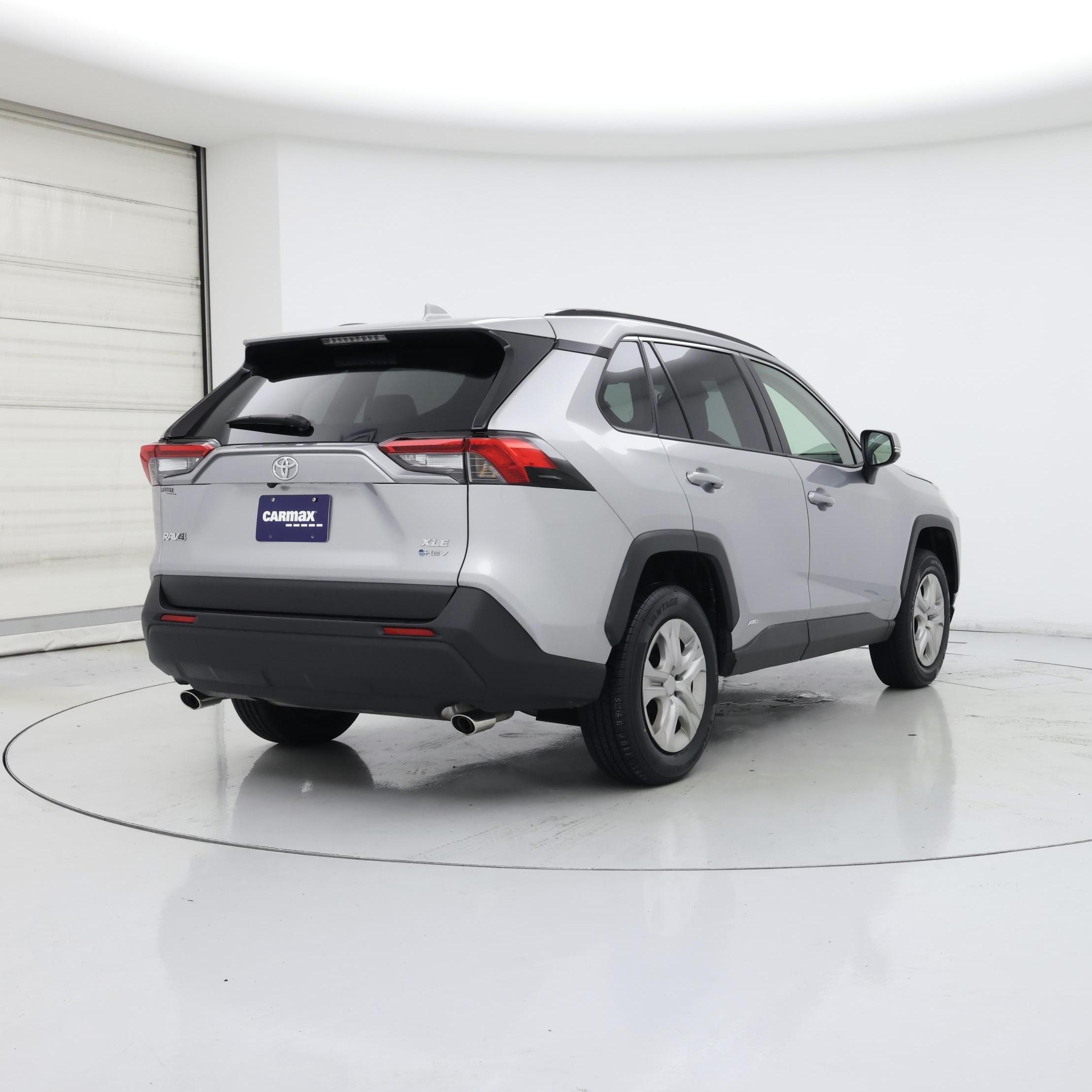 Thumbnail: 2025 Toyota RAV4 - 8