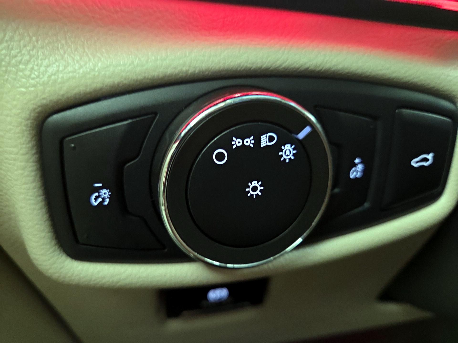 Thumbnail: 2020 Lincoln MKZ - 13