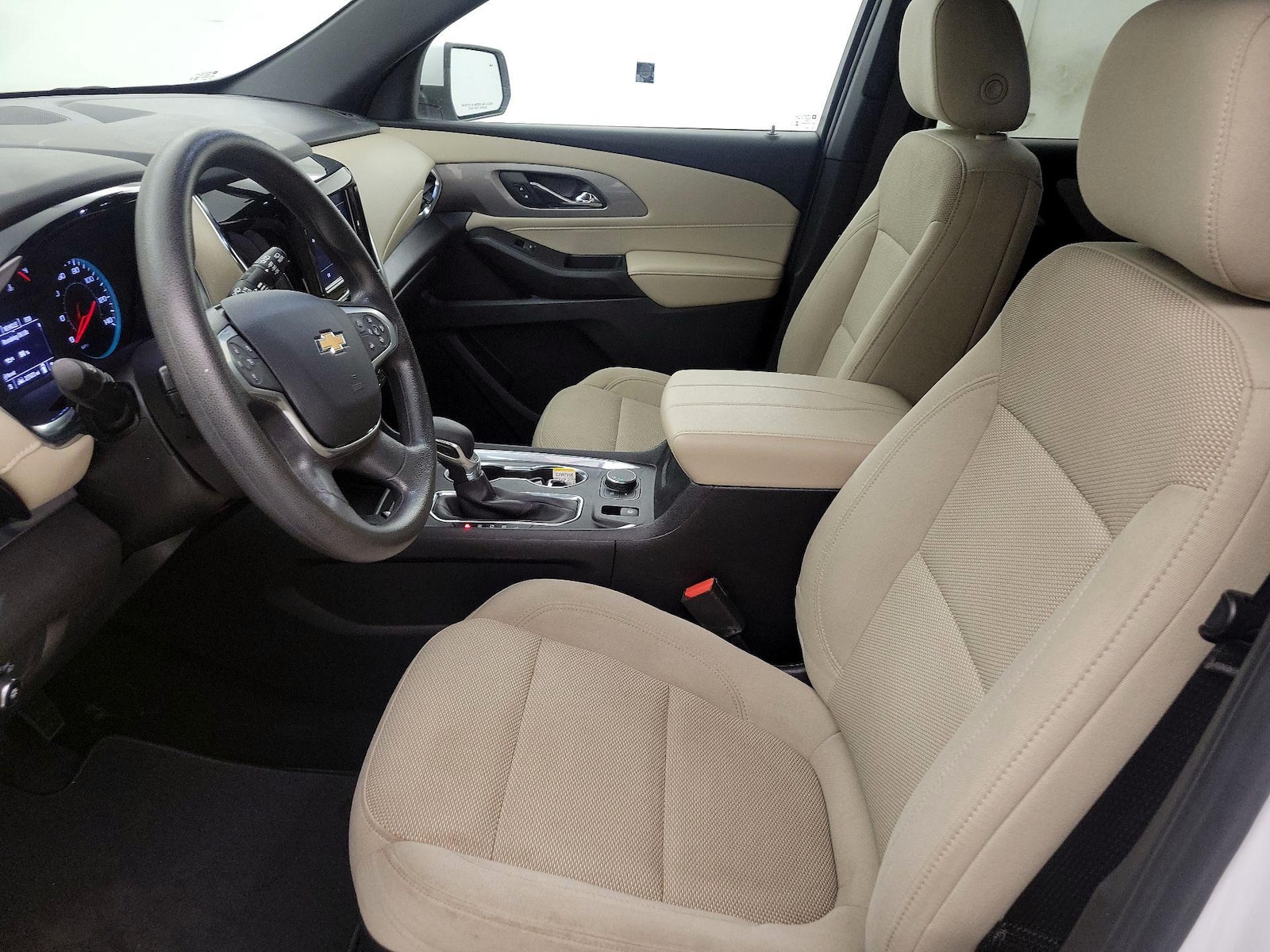 2023 Chevrolet Traverse LS - Photo 12