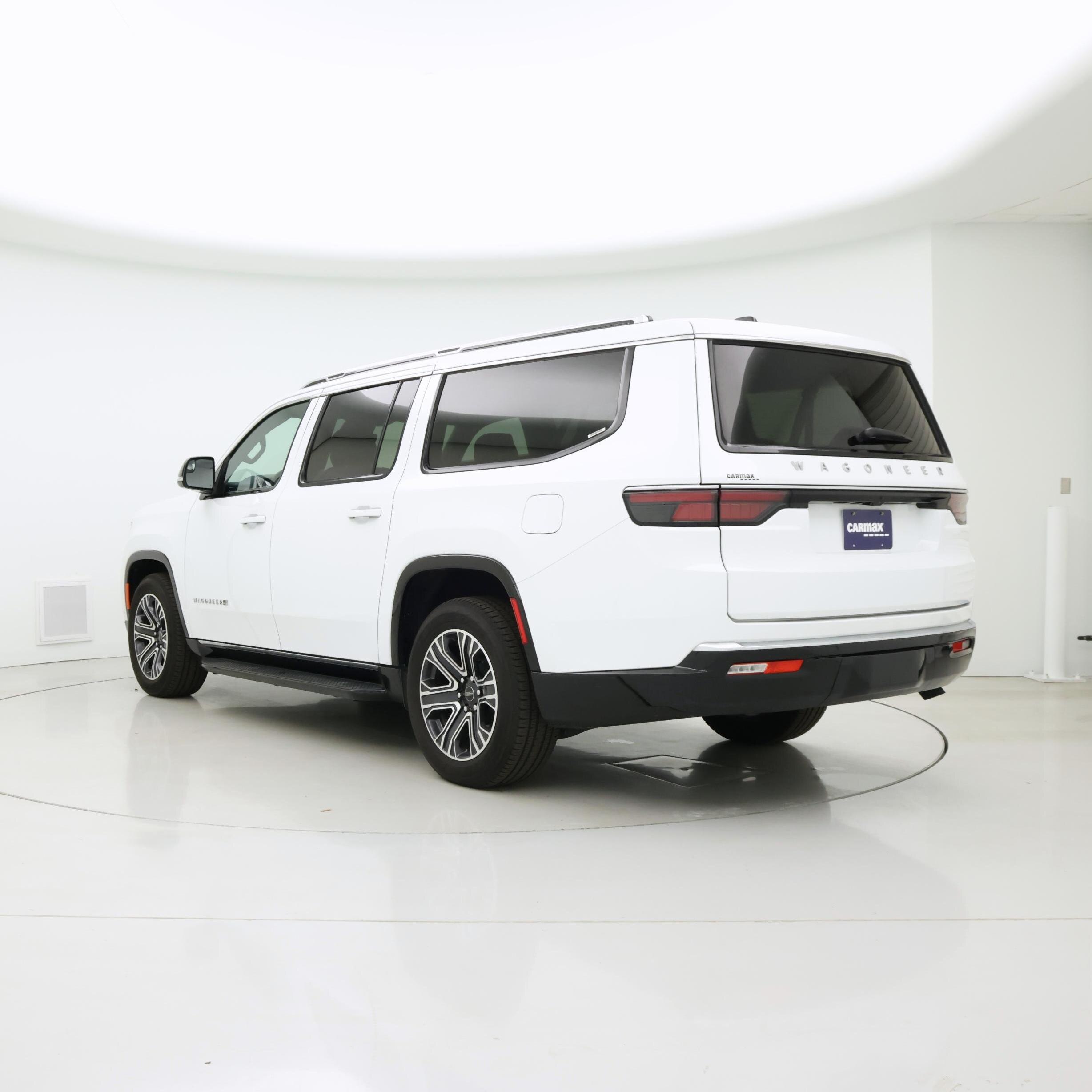 Thumbnail: 2025 Jeep Wagoneer - 2