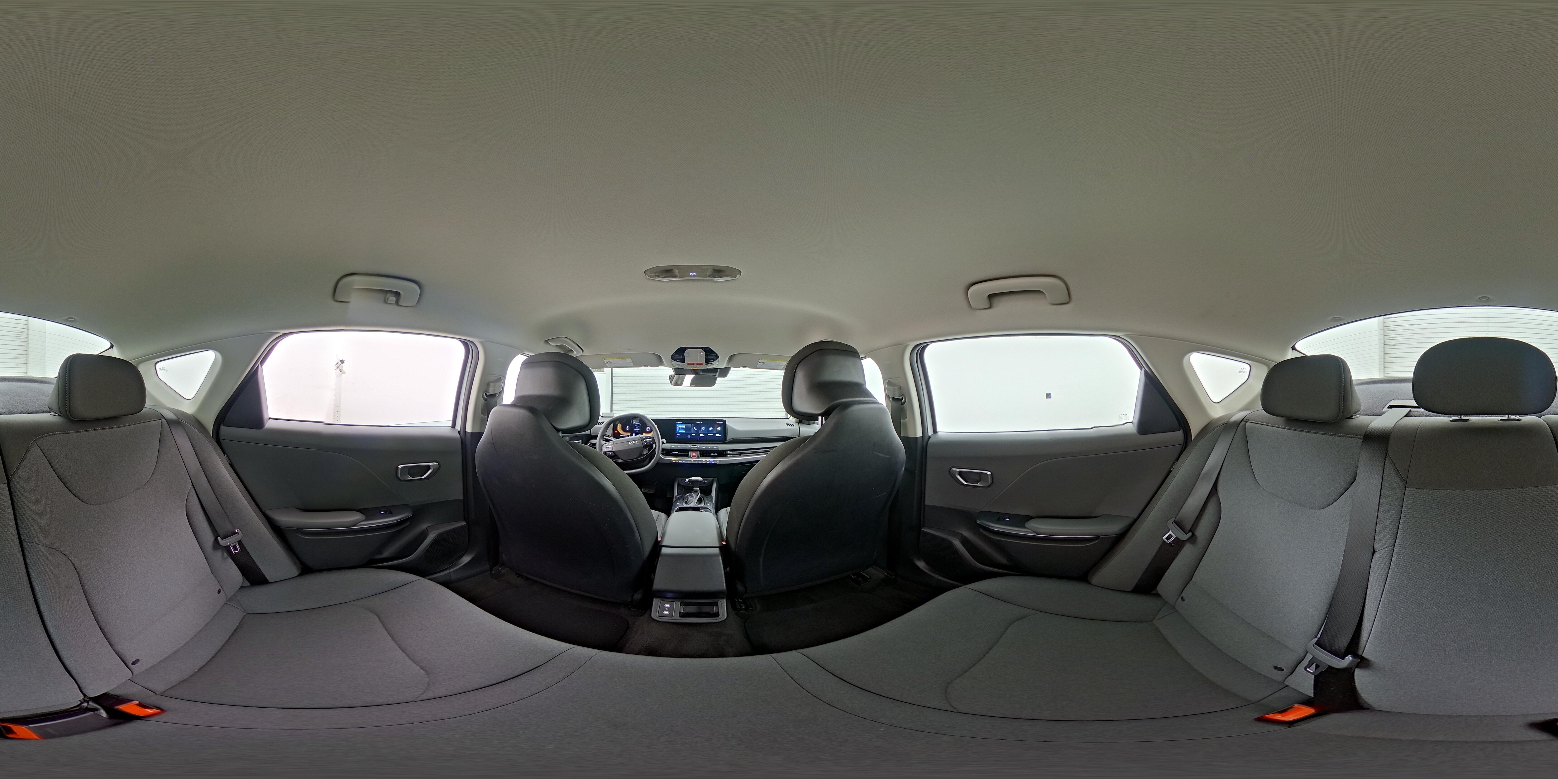 2025 Kia K4 LXS - Photo 25