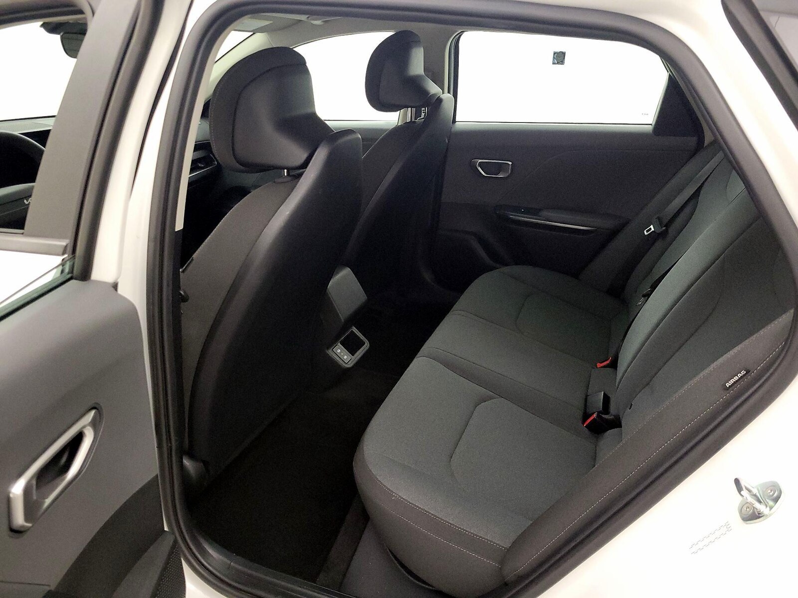 2025 Kia K4 LXS - Photo 20