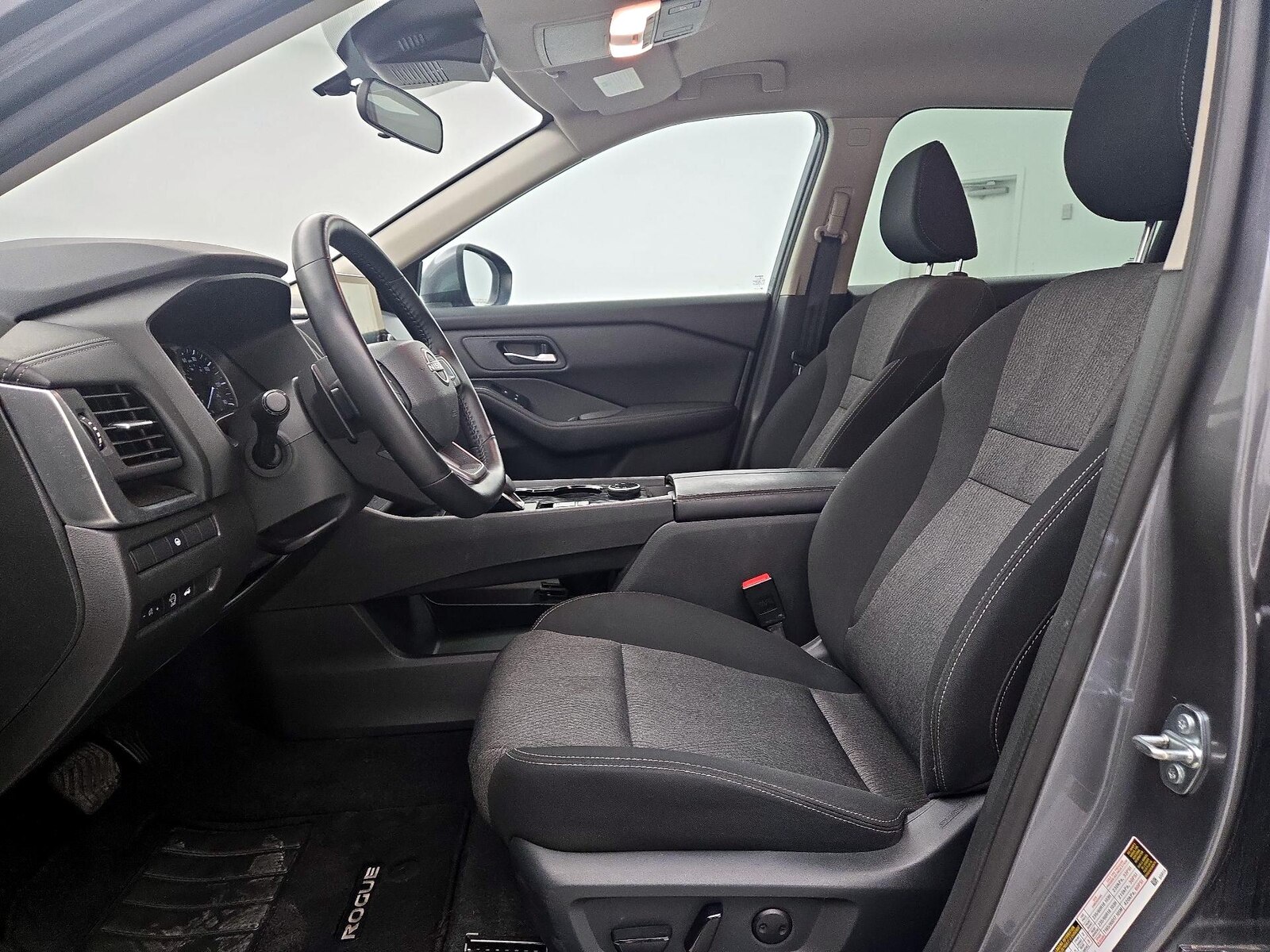 Power Seat(s) & Side Airbags