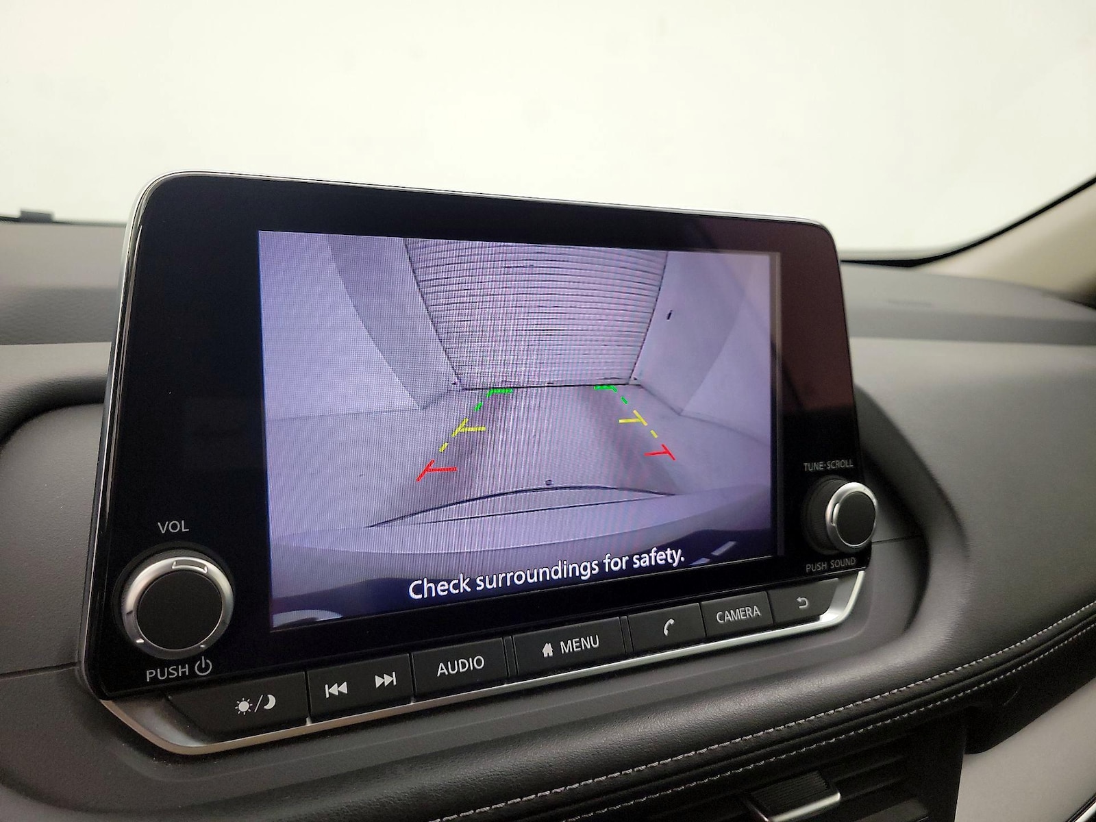 2025 Nissan Rogue SV - Photo 15