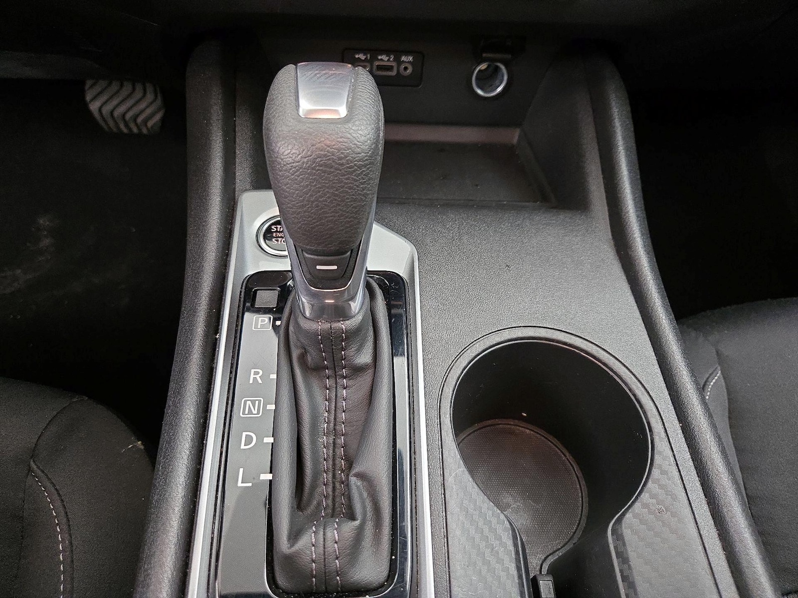 2025 Nissan Altima SV - Photo 9