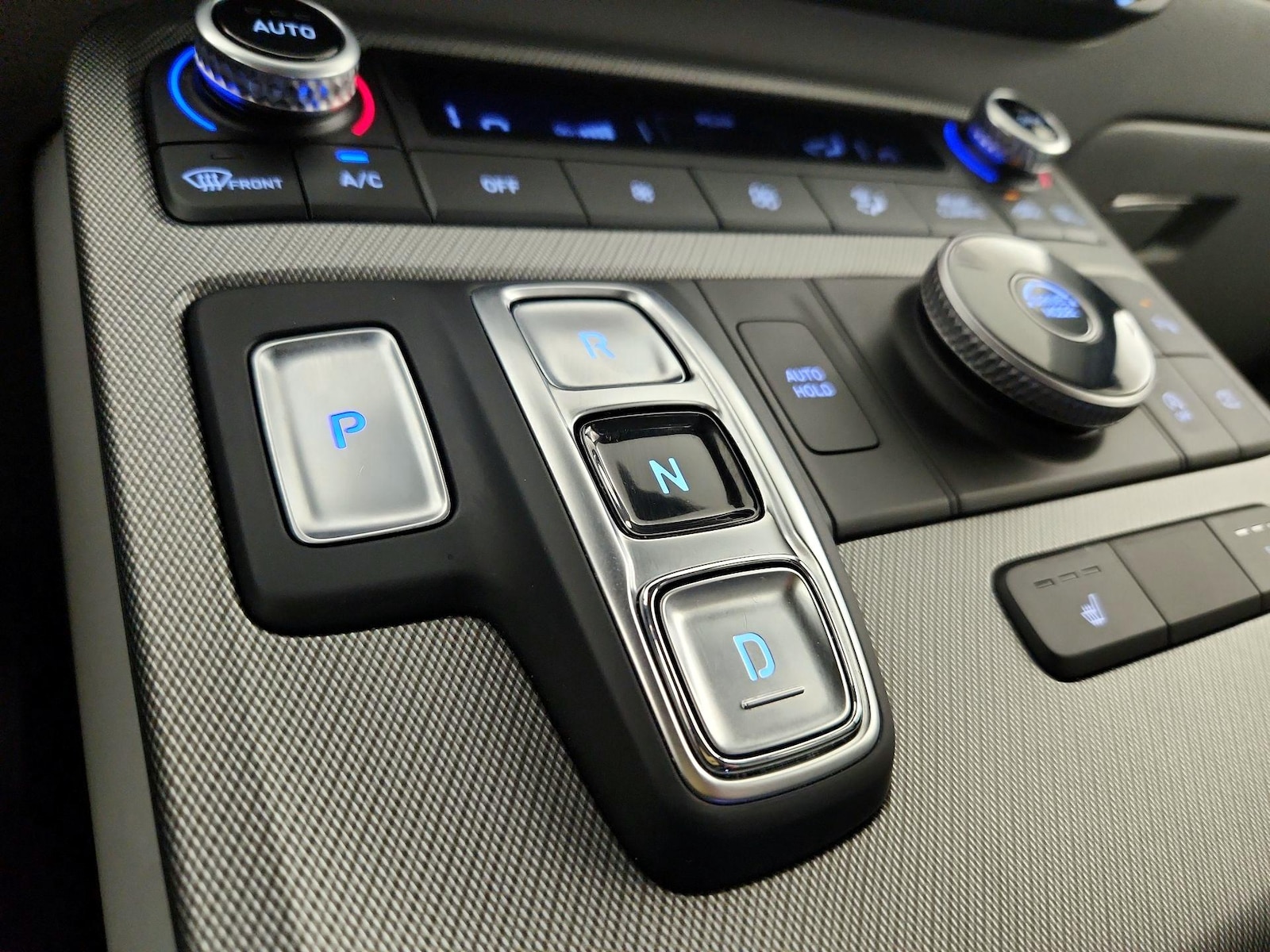 2025 Hyundai Palisade SEL - Photo 18