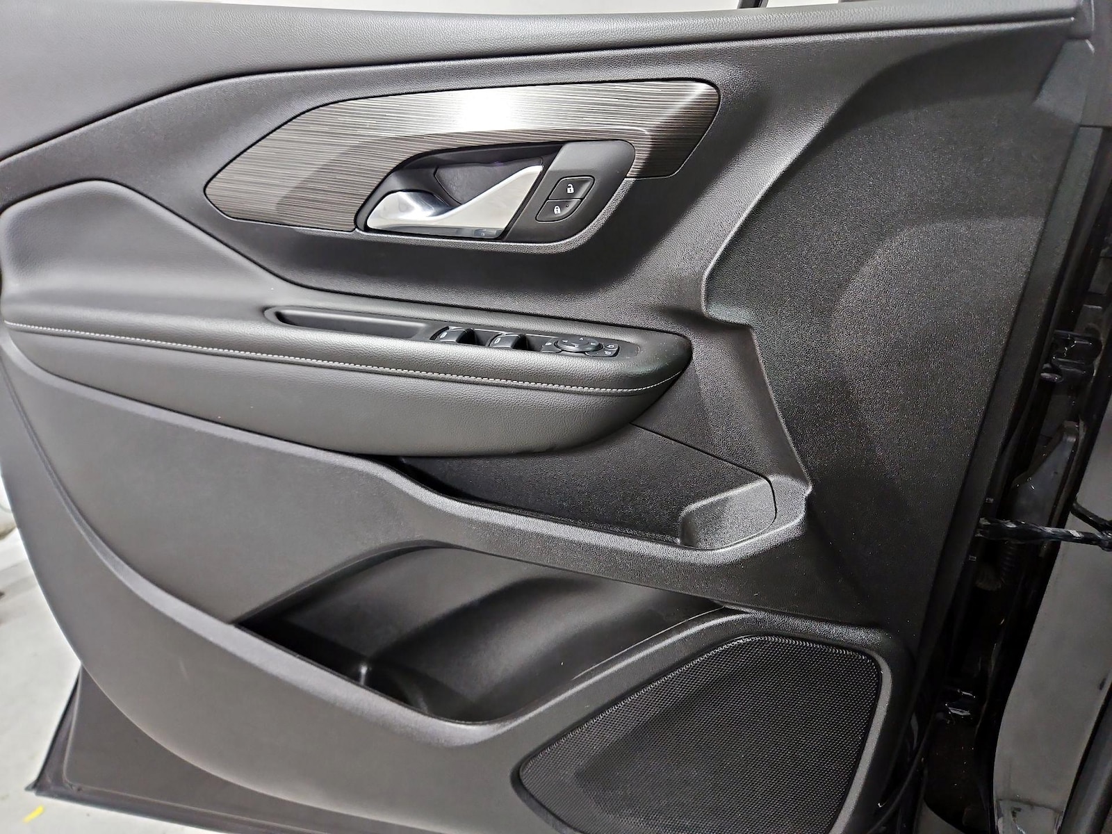 2024 GMC Terrain SLE - Photo 13