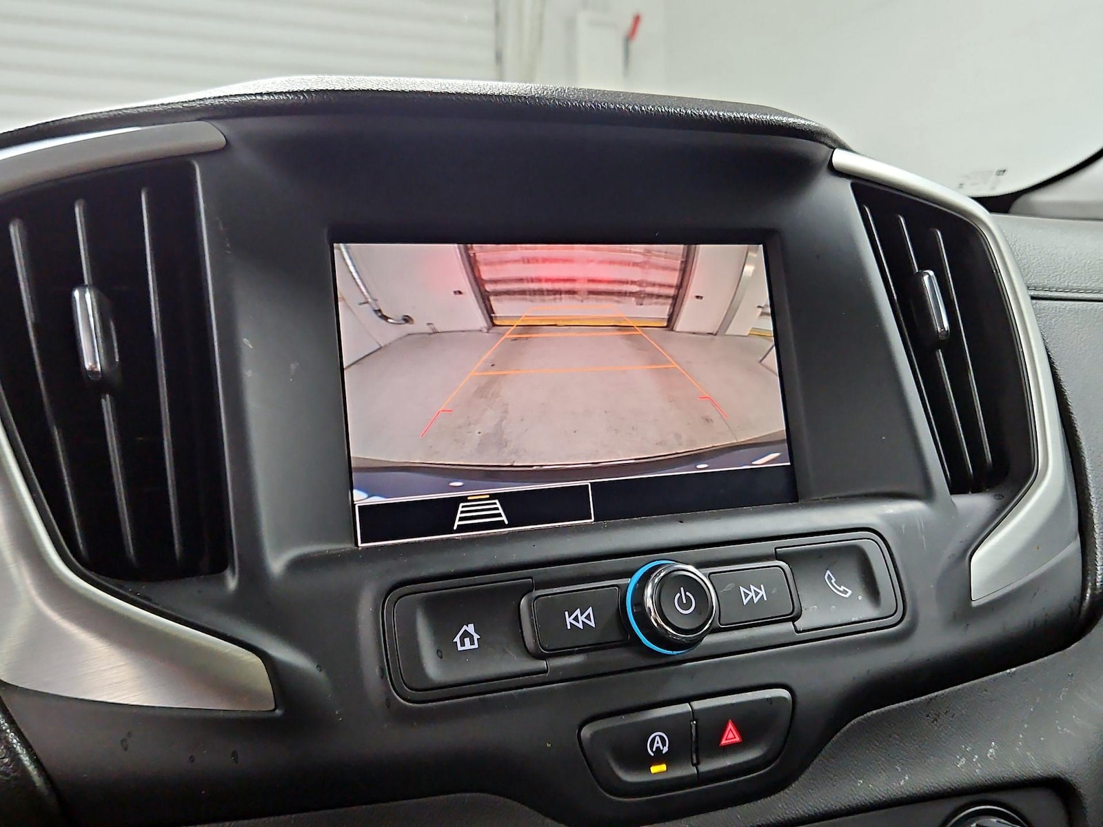 2024 GMC Terrain SLE - Photo 15
