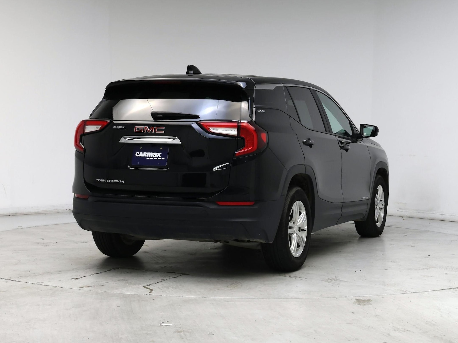 2024 GMC Terrain SLE - Photo 9