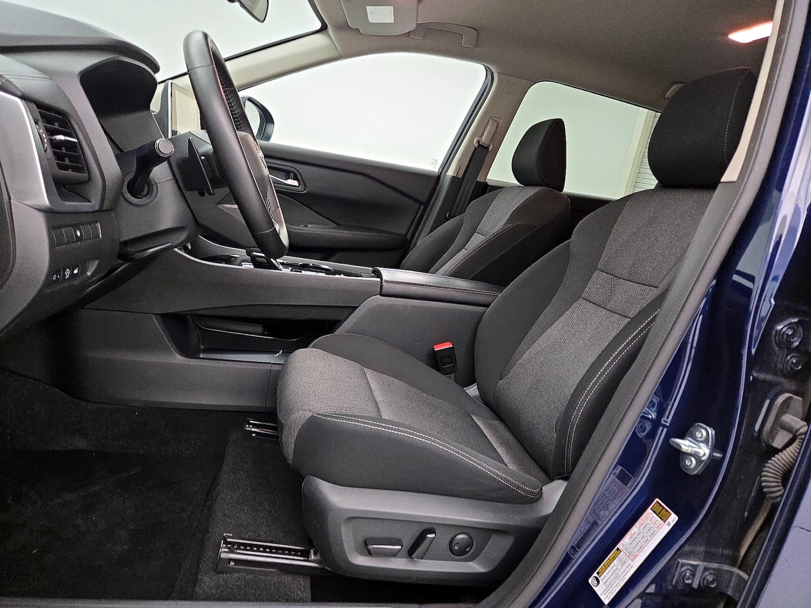 Power Seat(s) & Side Airbags