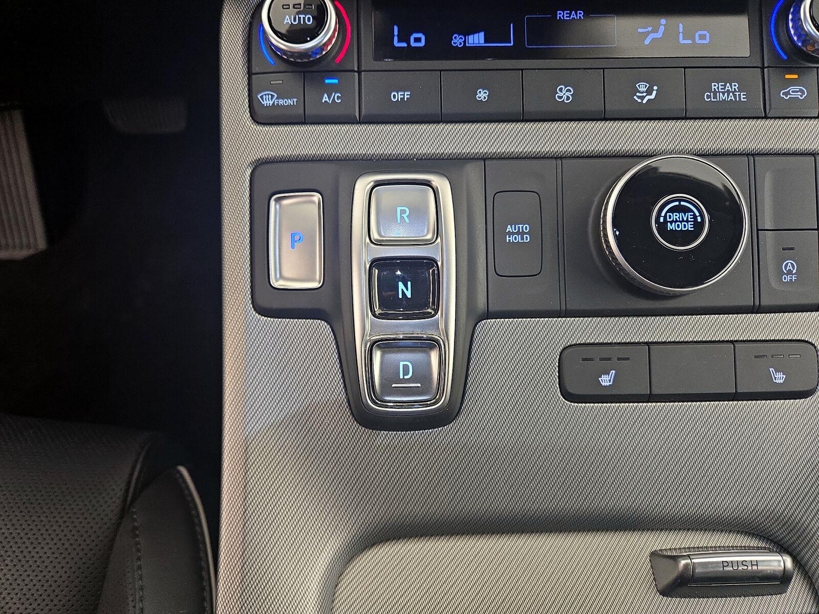 2025 Hyundai Palisade SEL - Photo 19