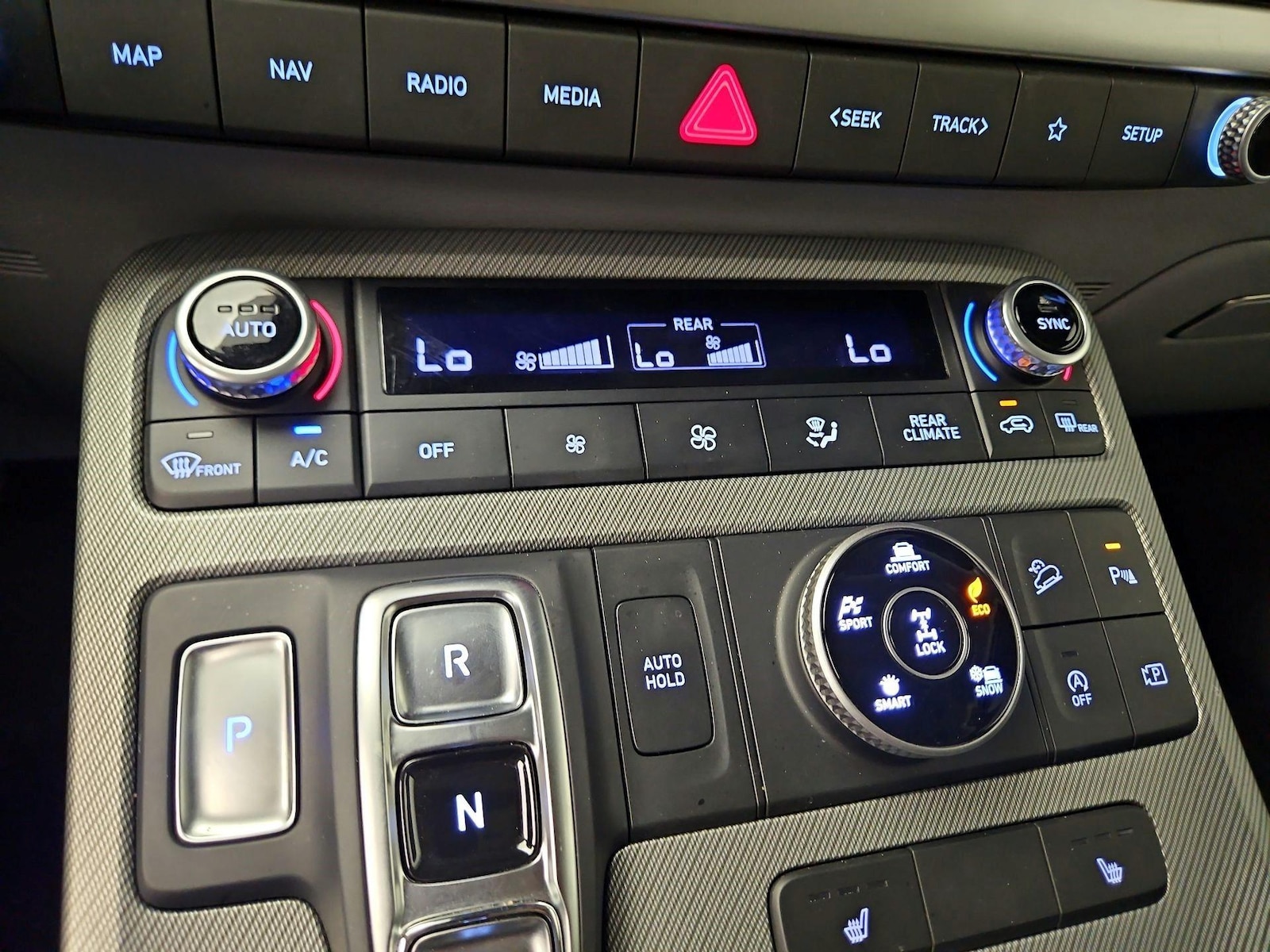 2025 Hyundai Palisade SEL - Photo 18