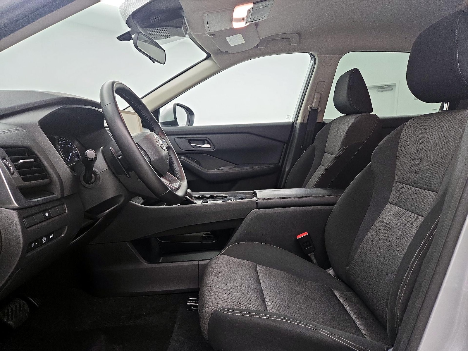 Power Seat(s) & Side Airbags