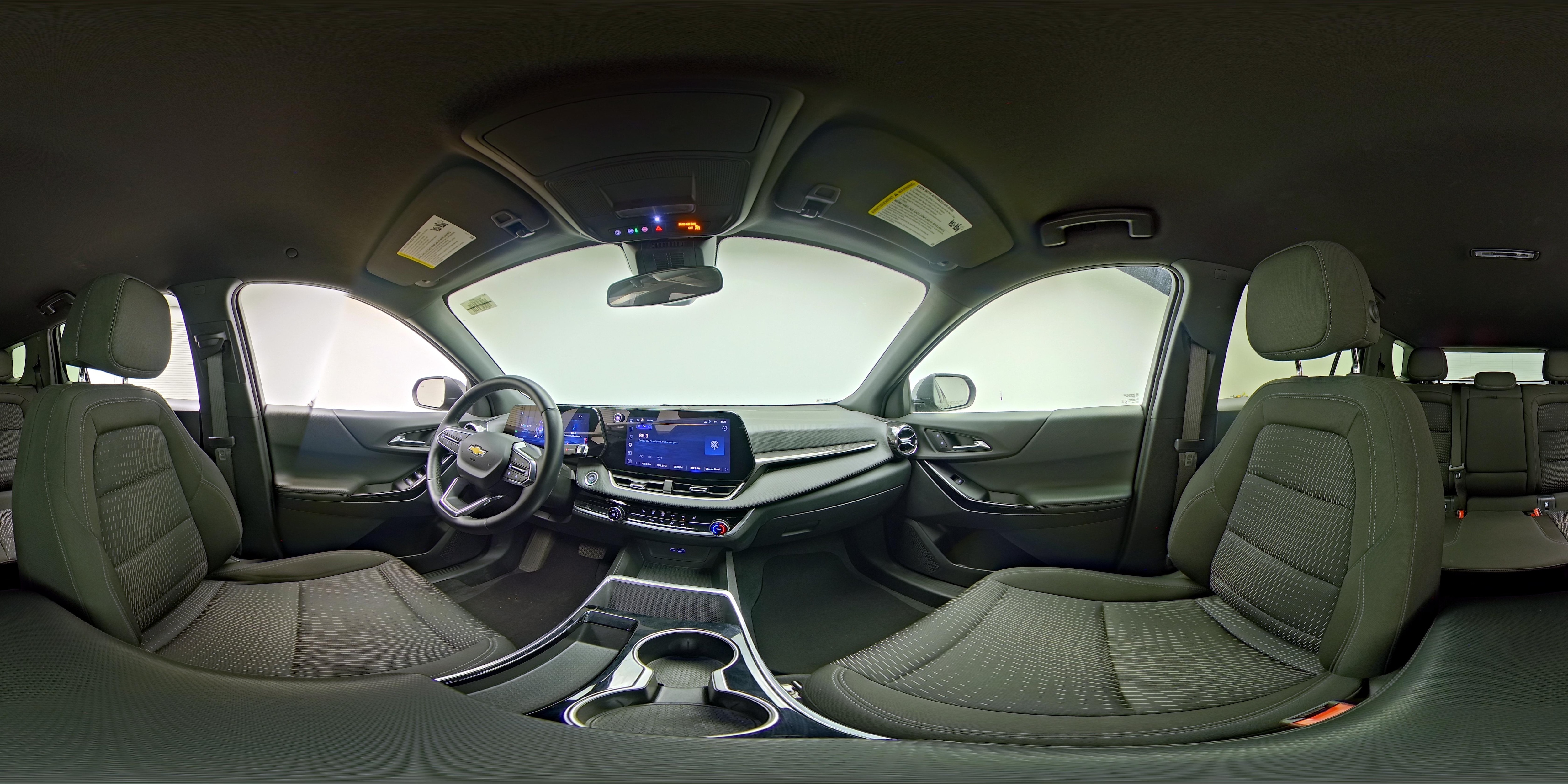 2025 Chevrolet Equinox LT - Photo 22