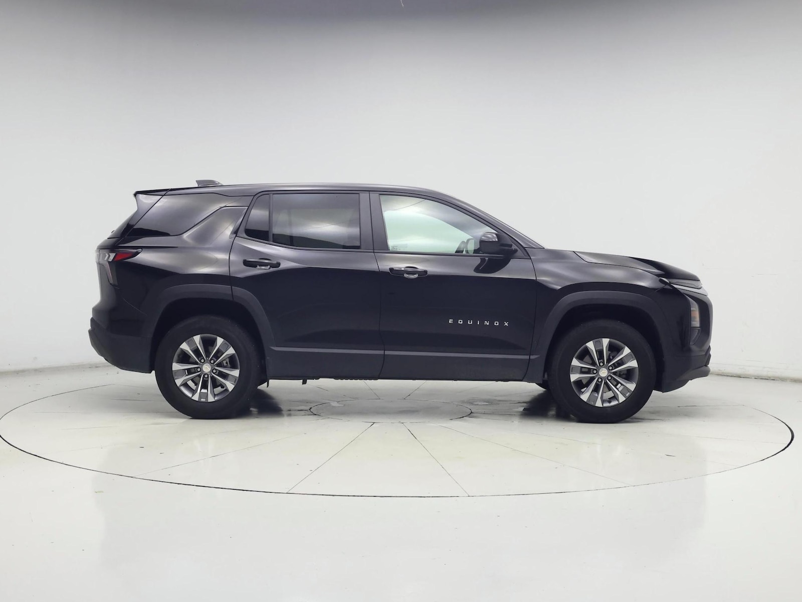 2025 Chevrolet Equinox LT - Photo 8