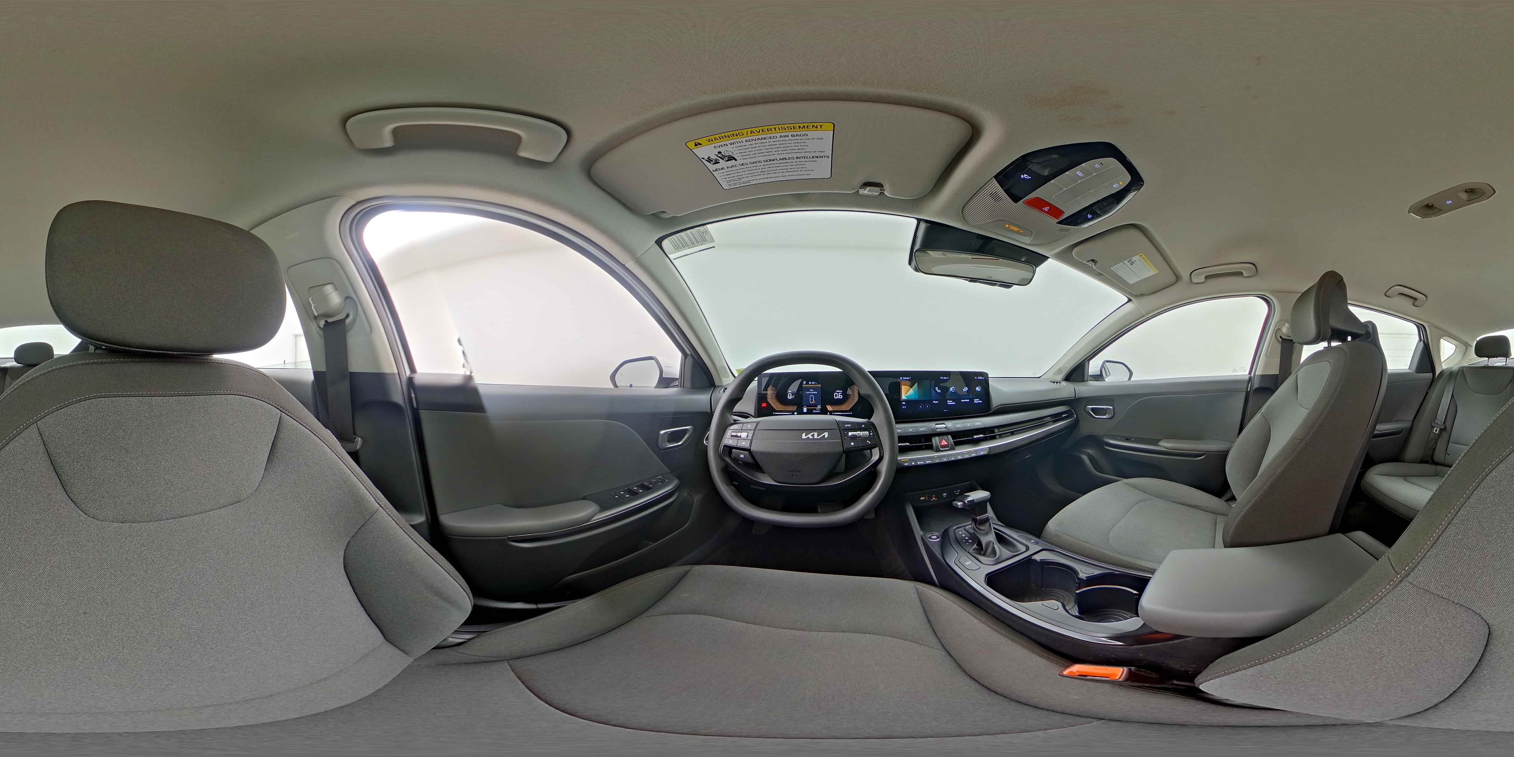 2025 Kia K4 LXS - Photo 26