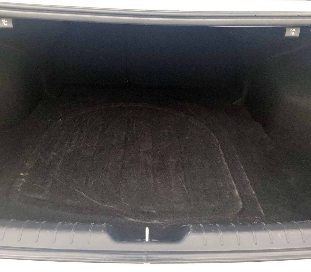 Trunk/Cargo (Seats Up)