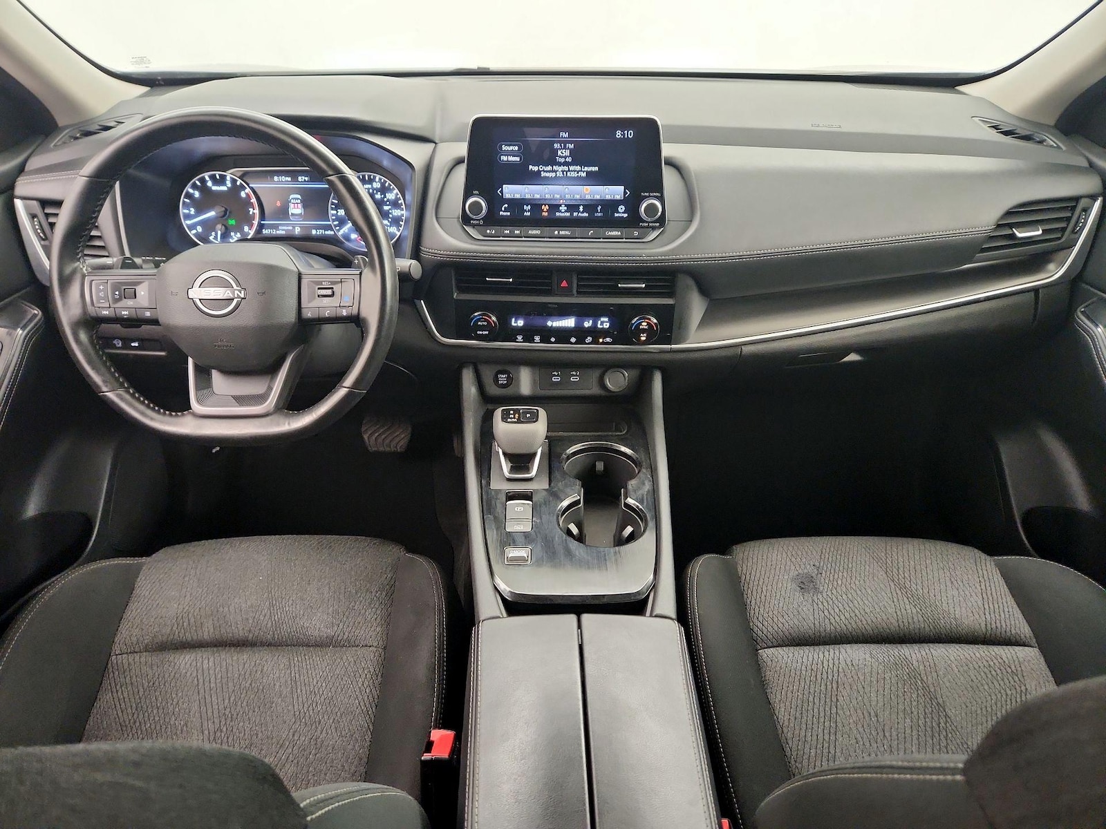 2025 Nissan Rogue SV - Photo 10