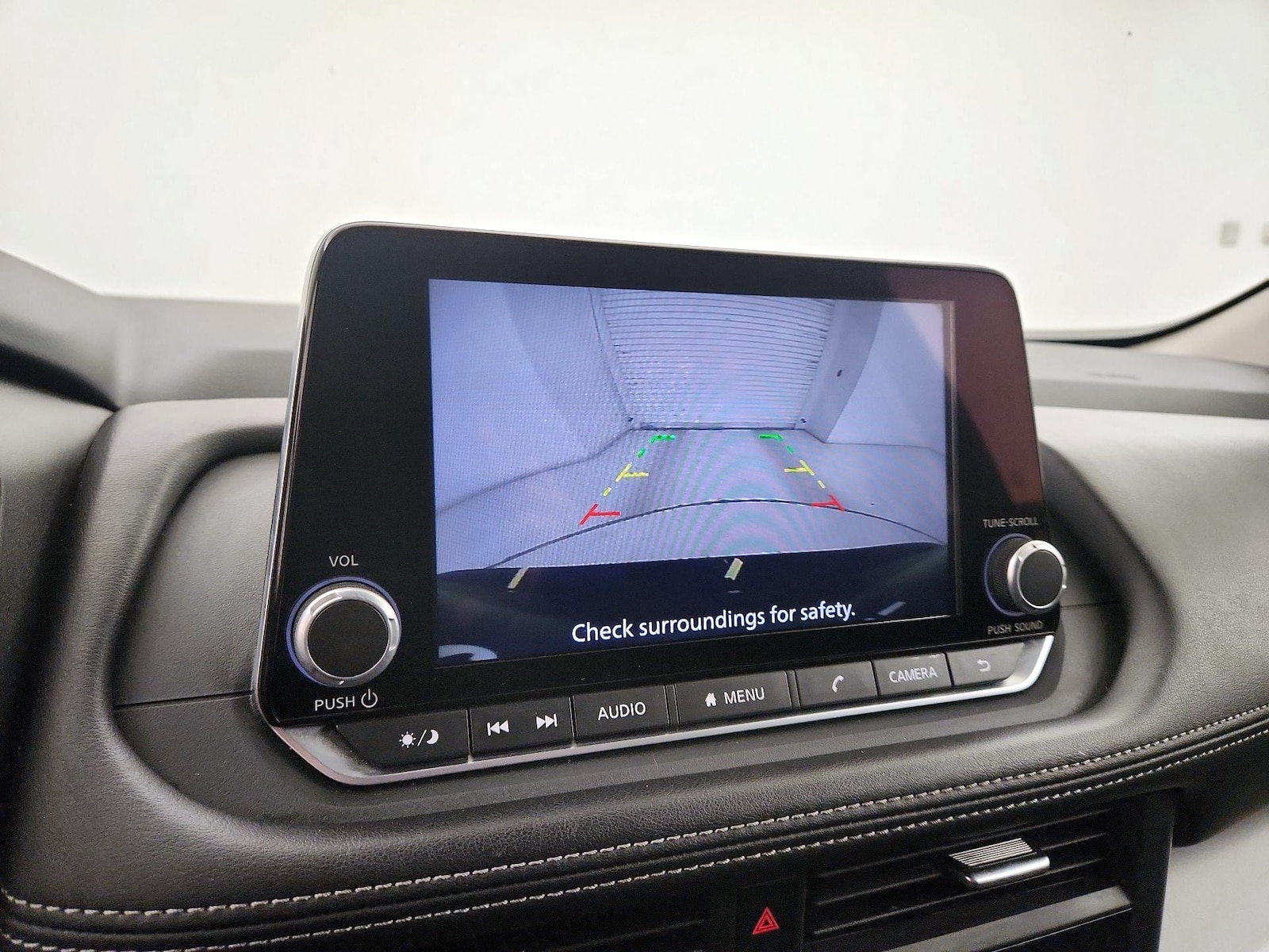 2025 Nissan Rogue SV - Photo 15