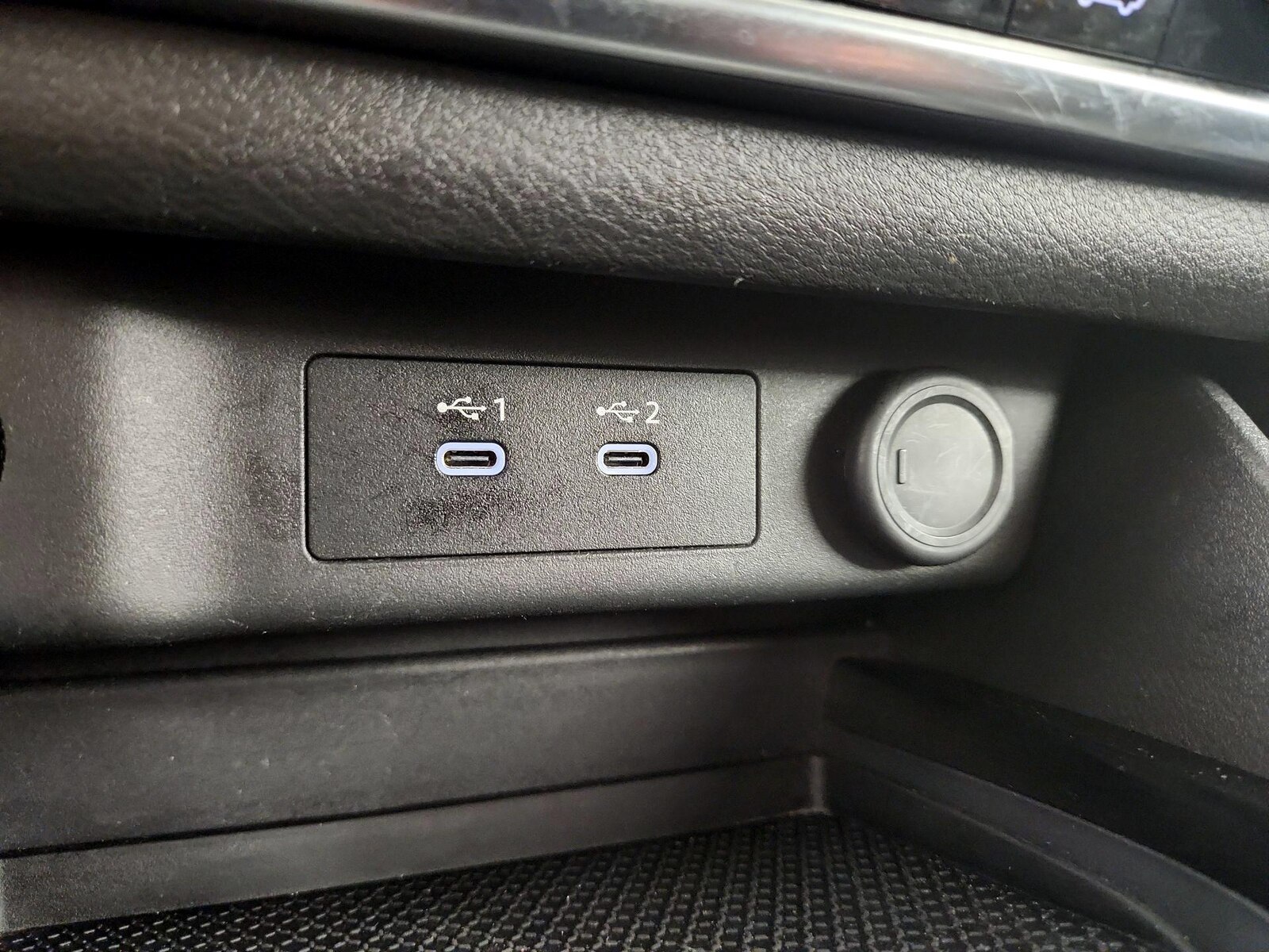 2025 Nissan Rogue SV - Photo 19