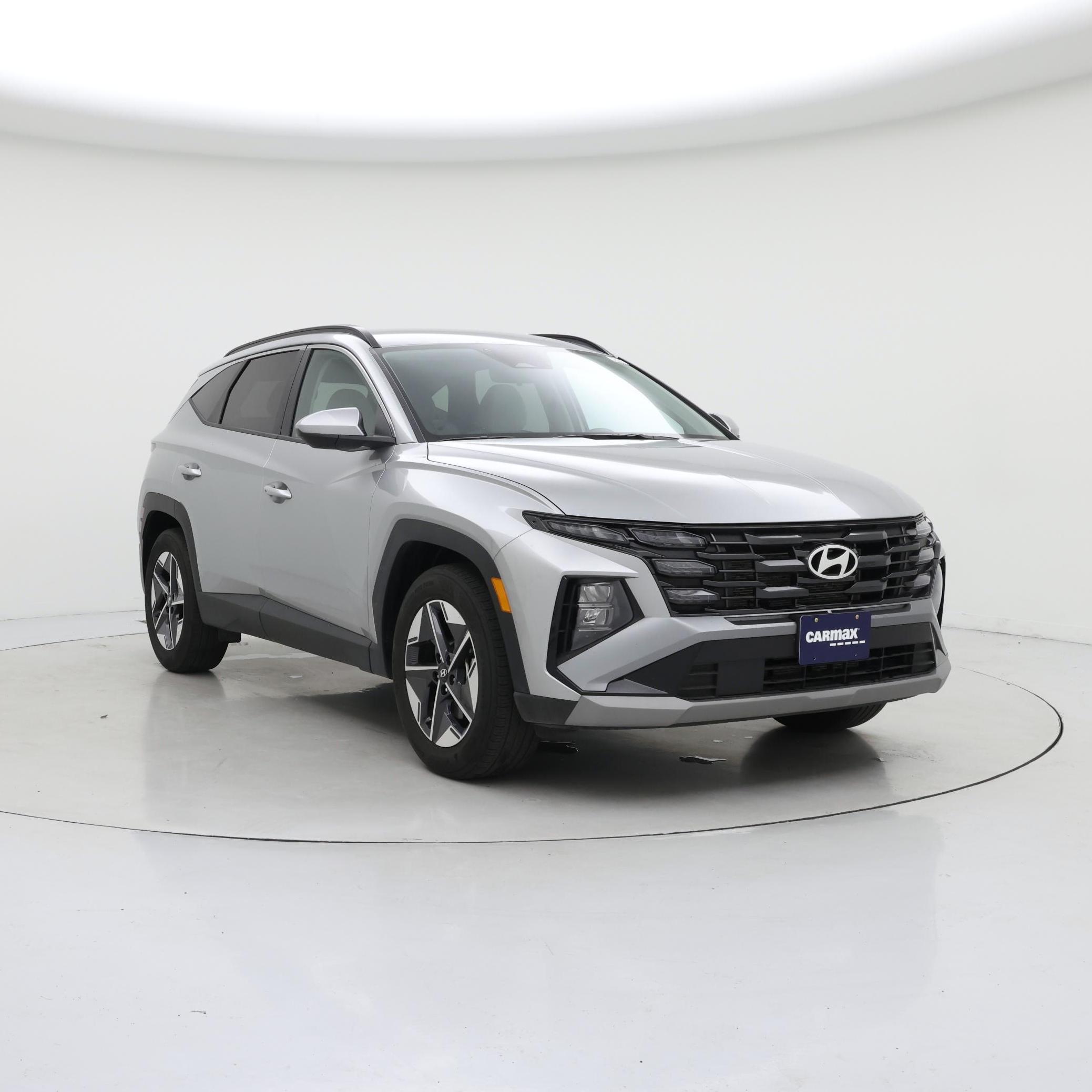 Silver 2026 Hyundai Tucson SUV / Crossover Front-Wheel Drive Automatic