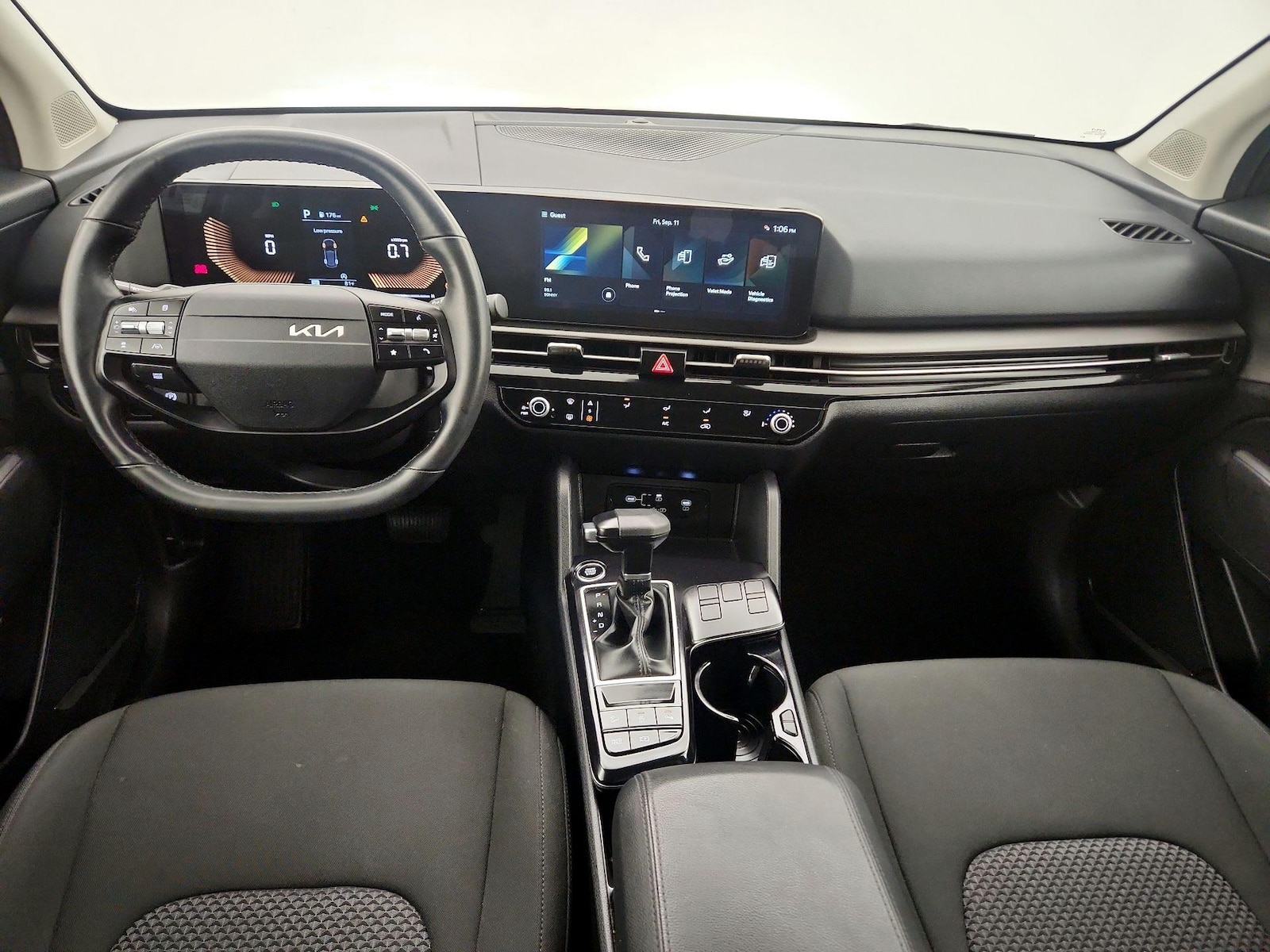 Photo 10