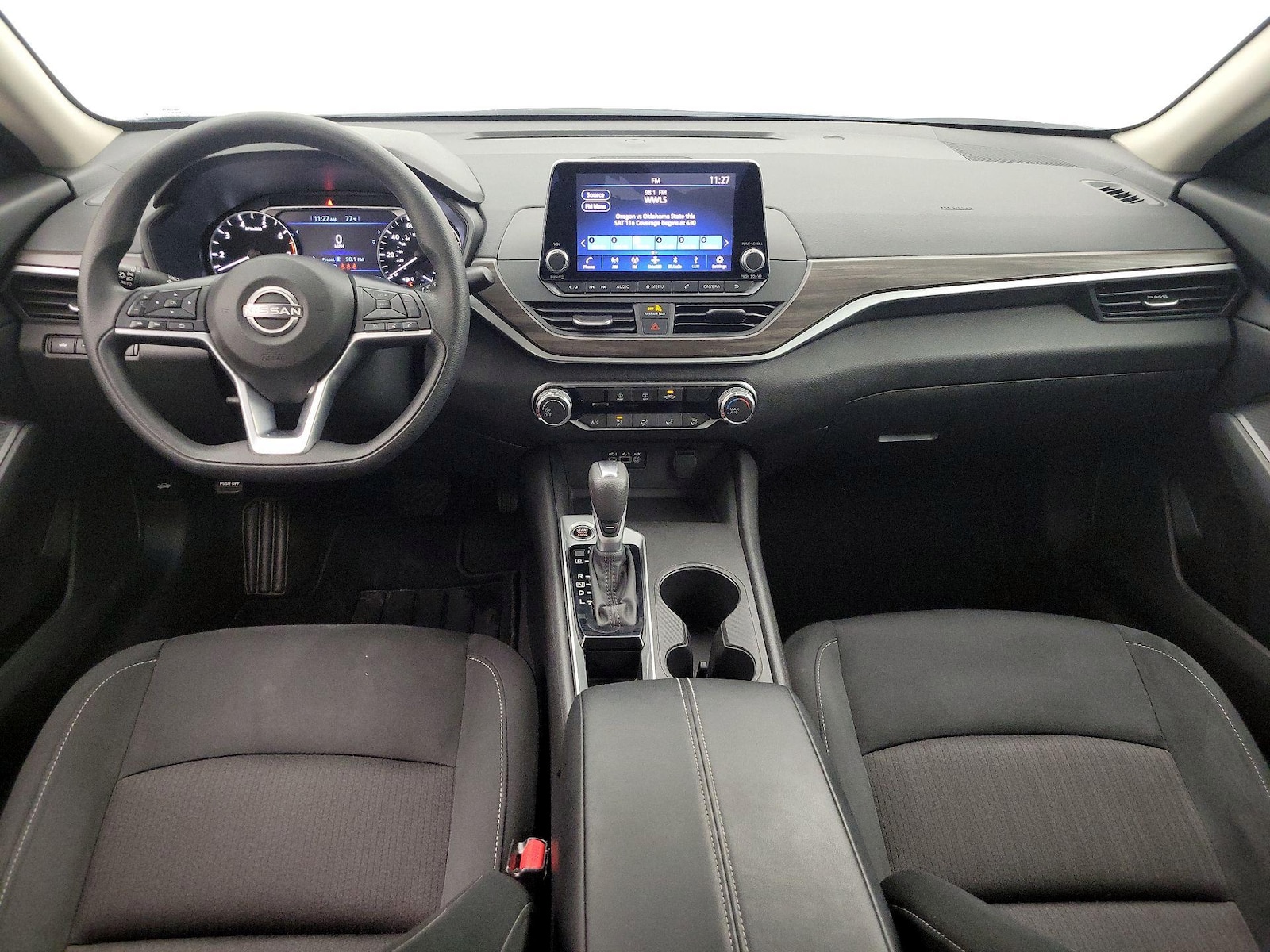 2025 Nissan Altima SV - Photo 10