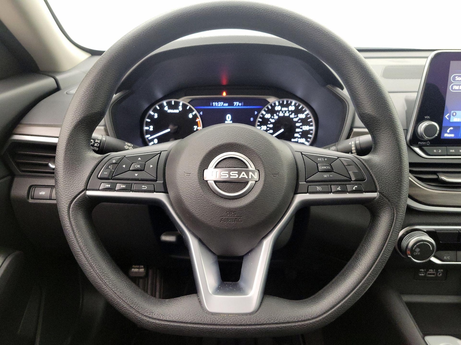 2025 Nissan Altima SV - Photo 11