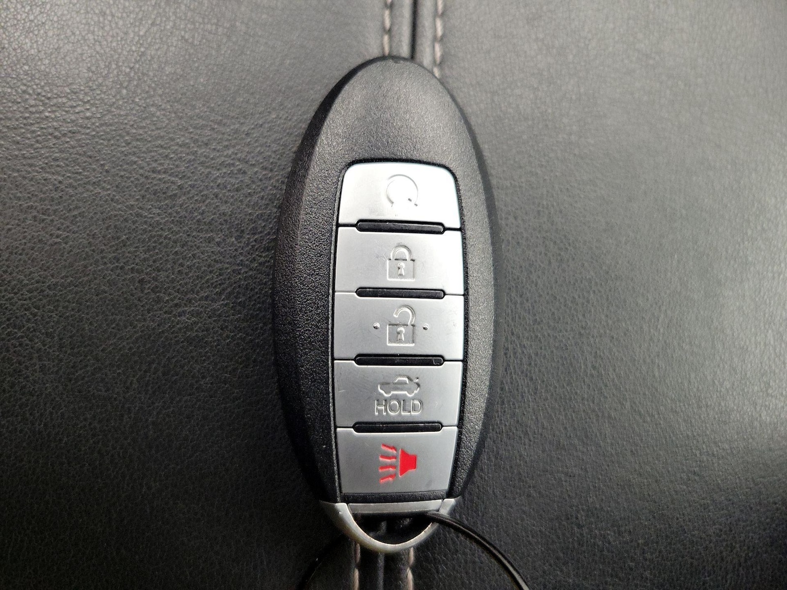 2025 Nissan Altima SV - Photo 23