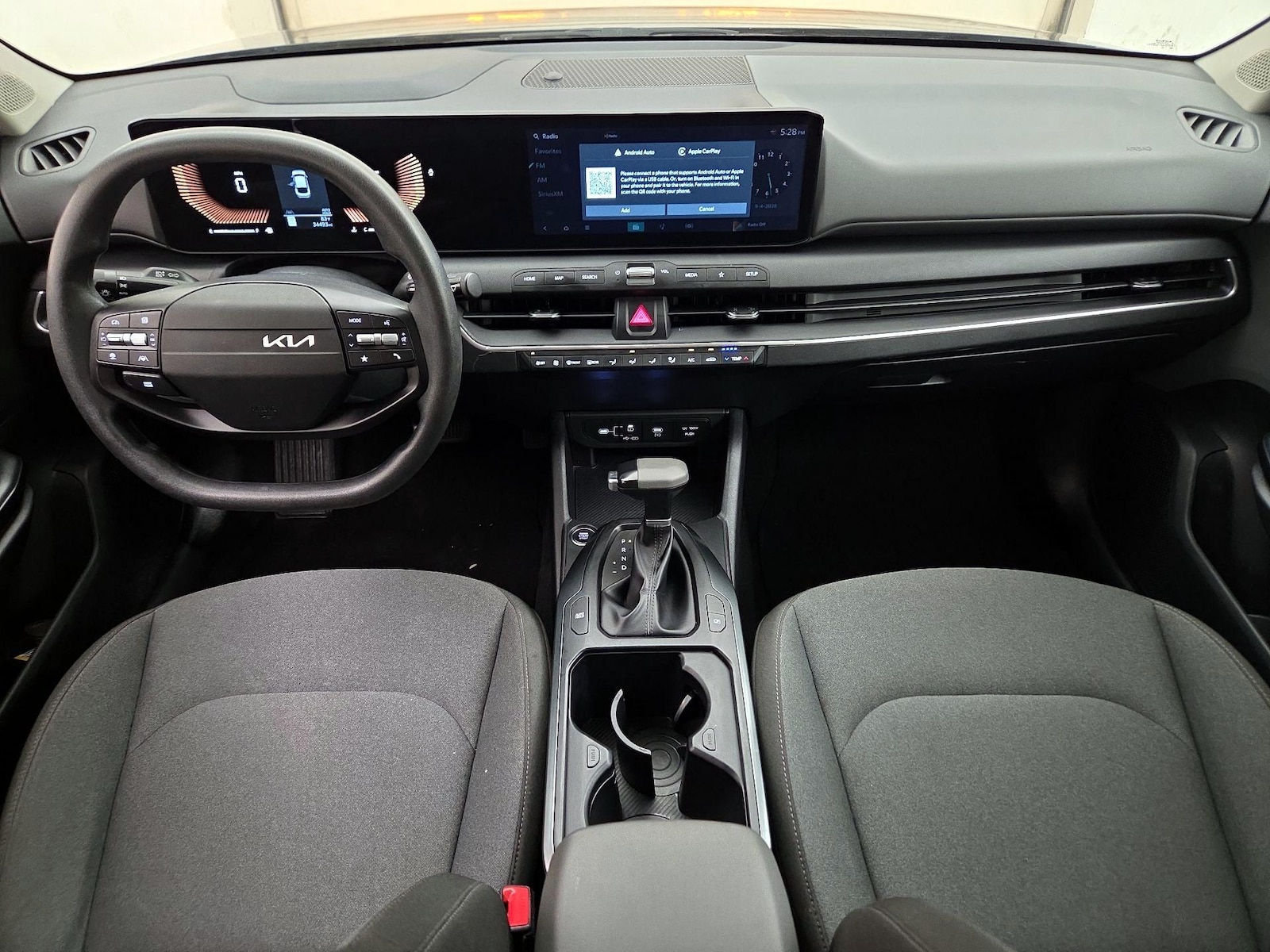 2025 Kia K4 LXS - Photo 10